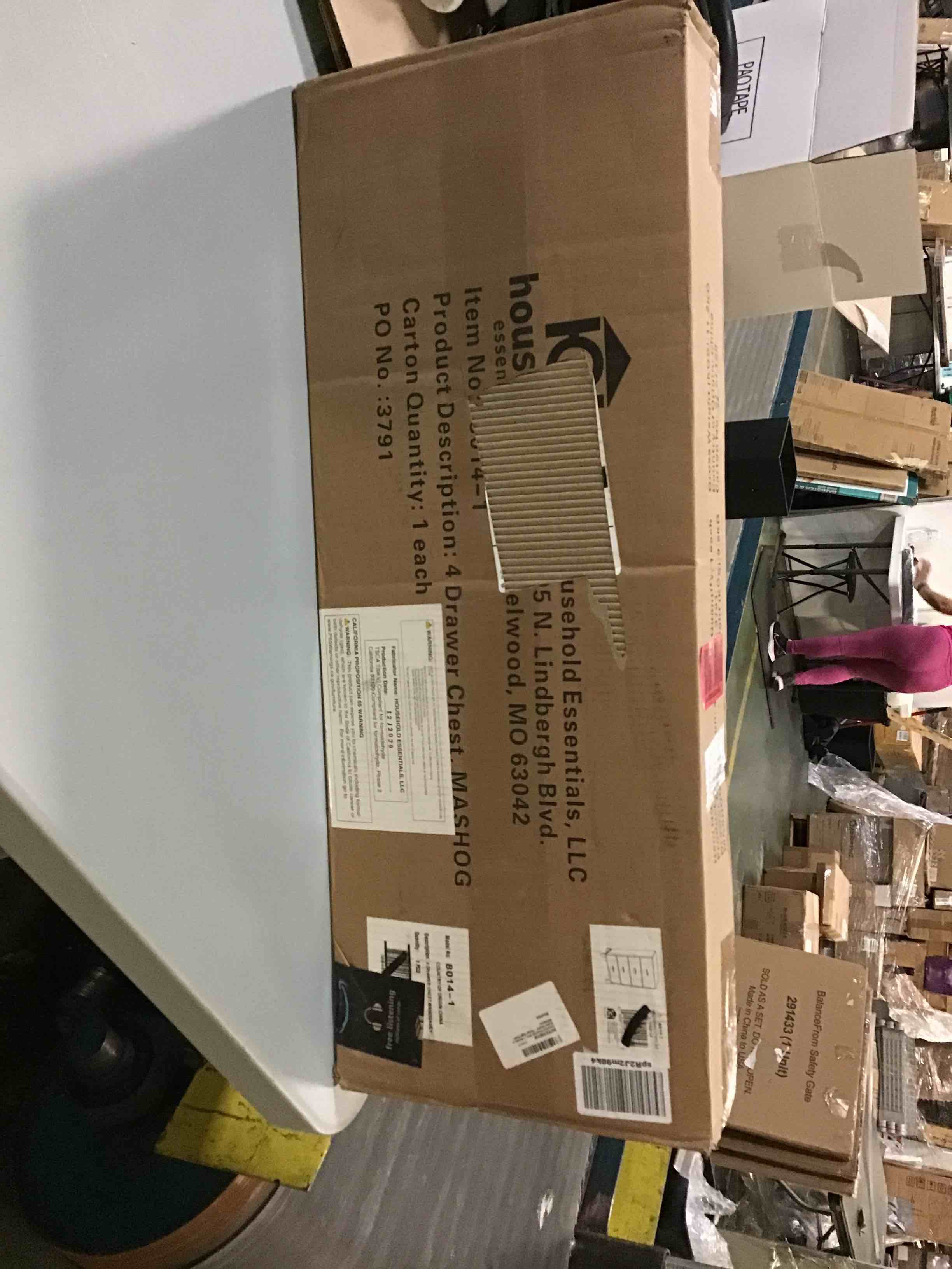 https://s3.amazonaws.com/lotting-images-prod/bidfta/ORG4914472_1694264196449.jpeg