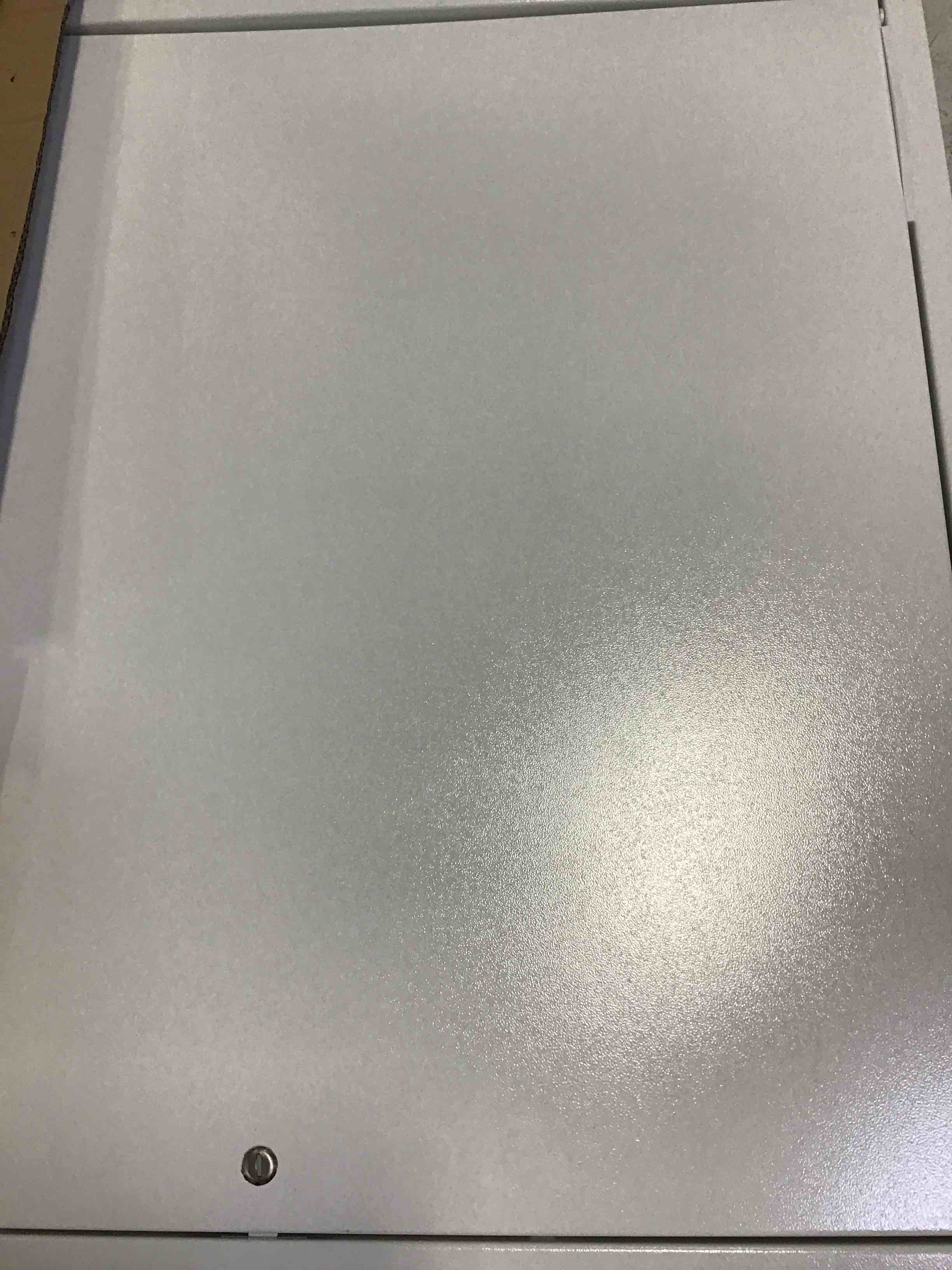 https://s3.amazonaws.com/lotting-images-prod/bidfta/ORG4915184_1694707436442.jpeg