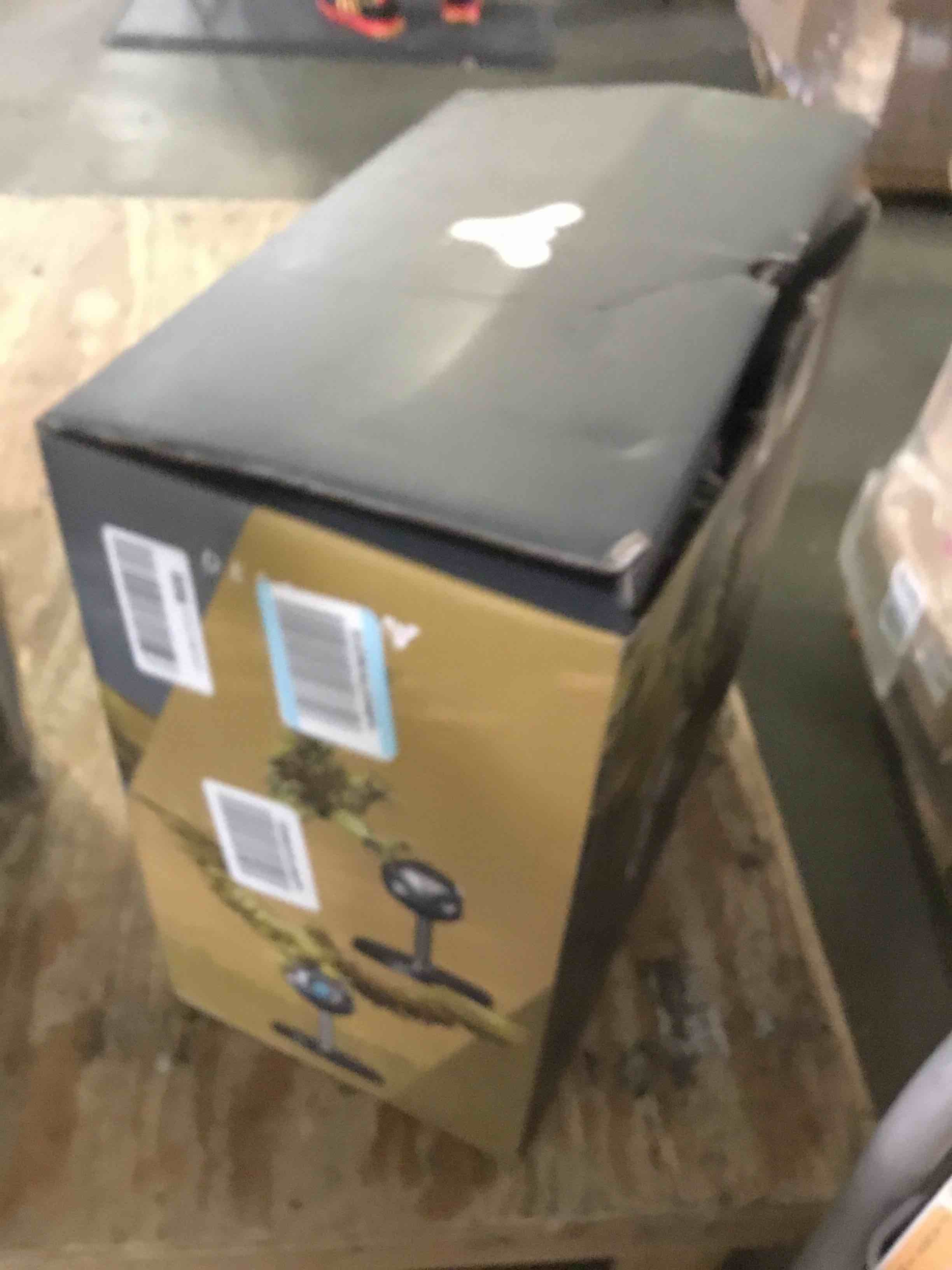 https://s3.amazonaws.com/lotting-images-prod/bidfta/ORG4921001_1687969432591.jpeg