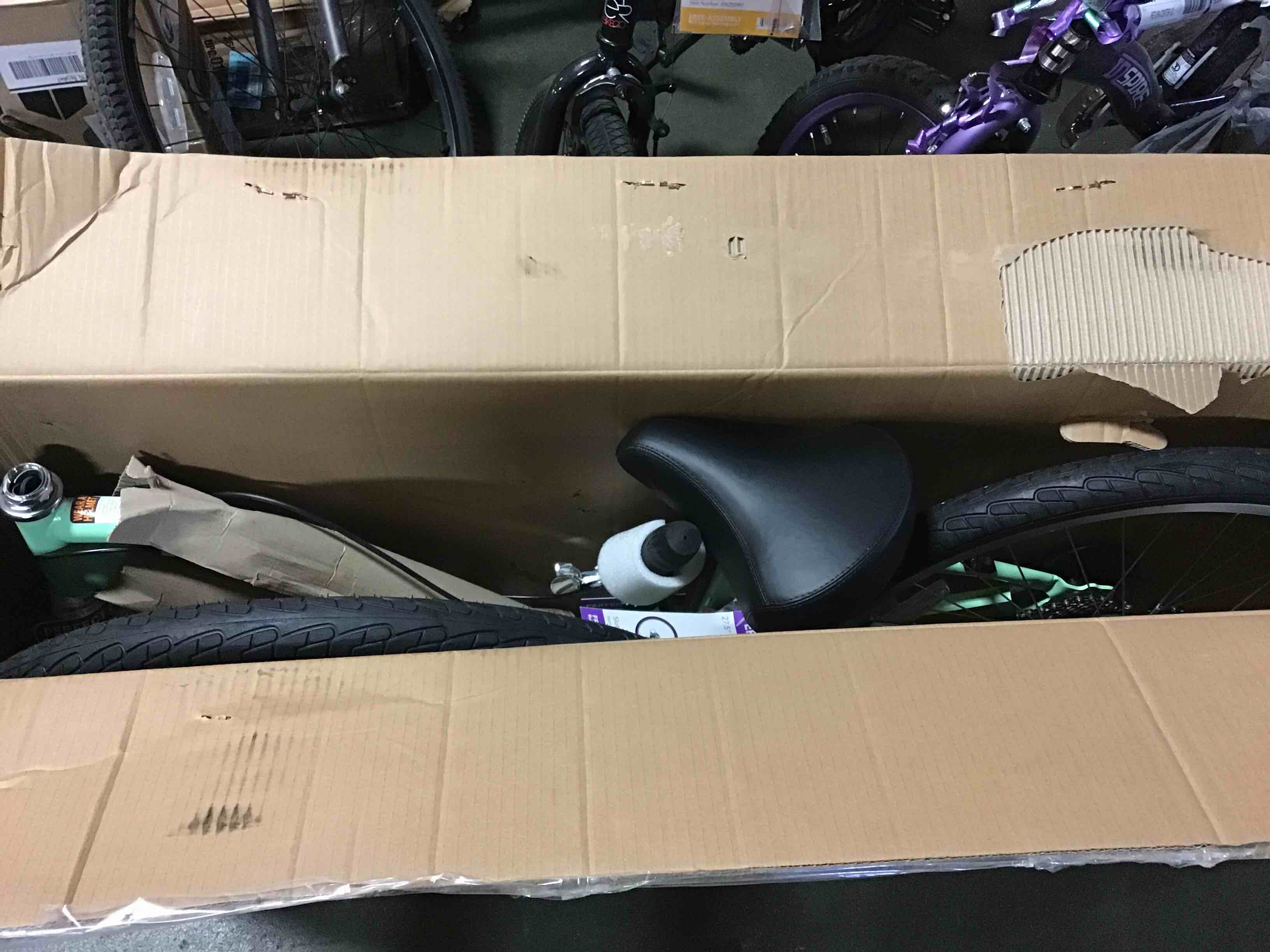 https://s3.amazonaws.com/lotting-images-prod/bidfta/ORG4922052_1687884006876.jpeg