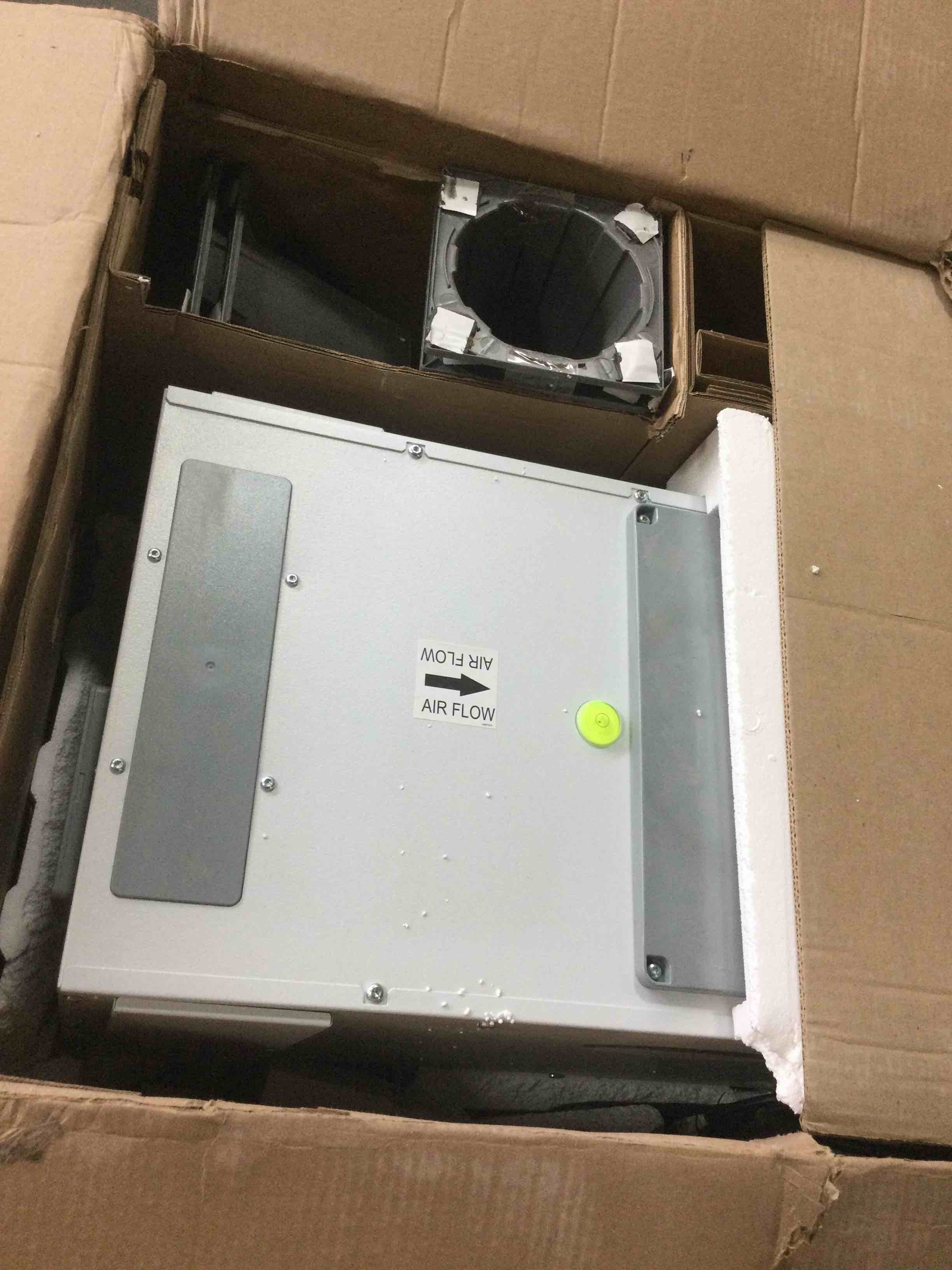 https://s3.amazonaws.com/lotting-images-prod/bidfta/ORG4924166_1688039779246.jpeg