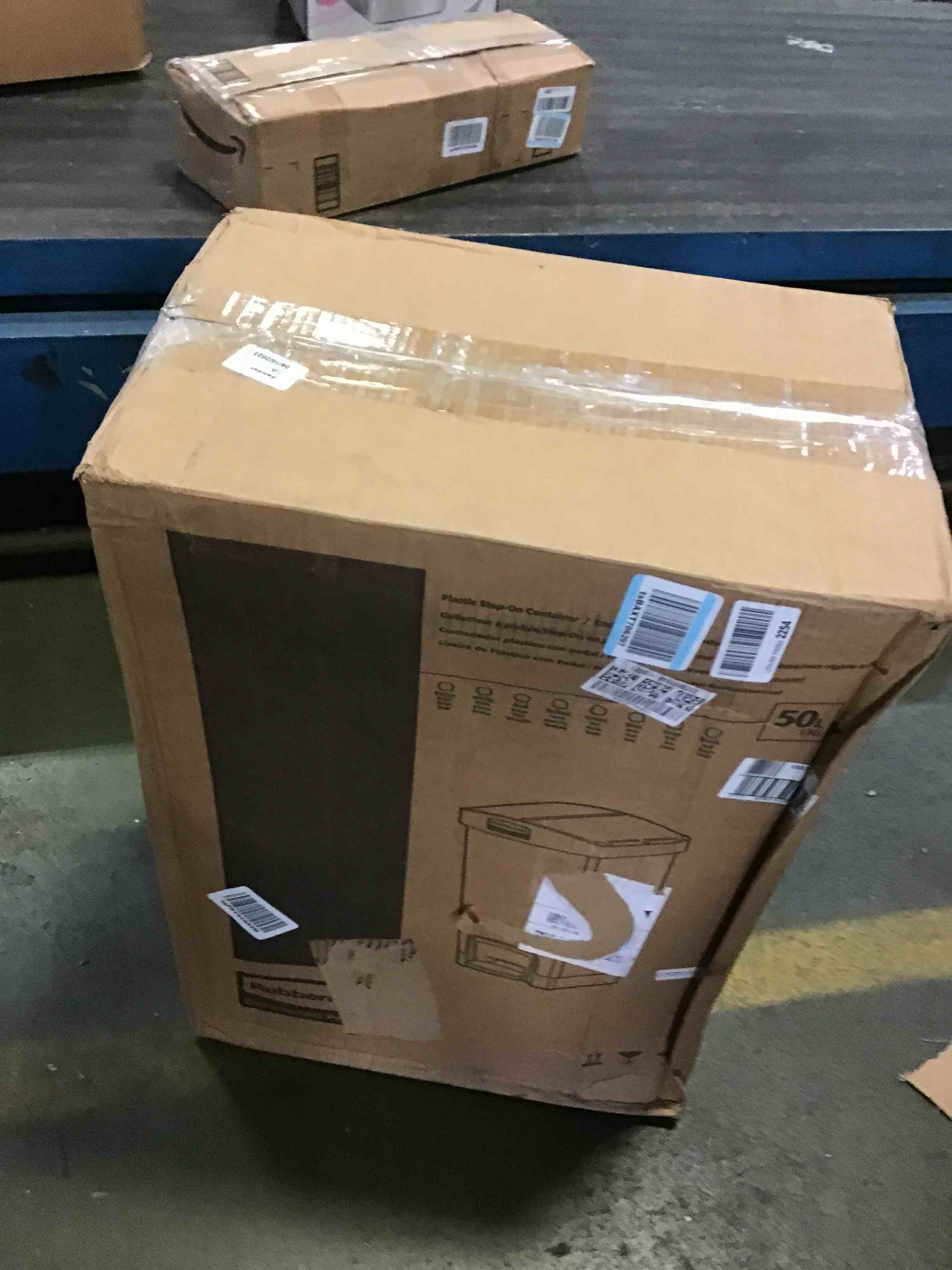 https://s3.amazonaws.com/lotting-images-prod/bidfta/ORG4925424_1687878445297.jpeg