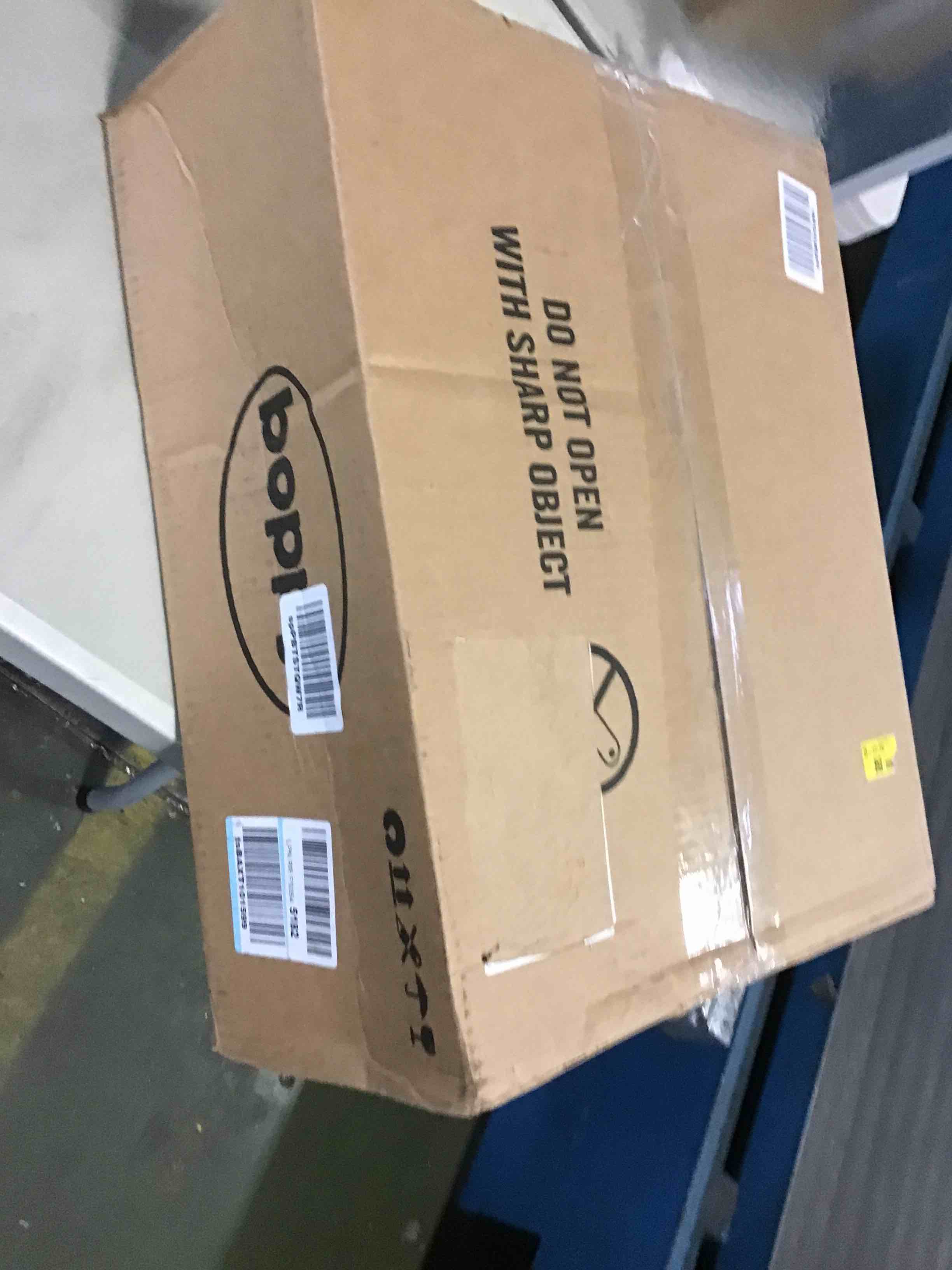 https://s3.amazonaws.com/lotting-images-prod/bidfta/ORG4925452_1687881869676.jpeg