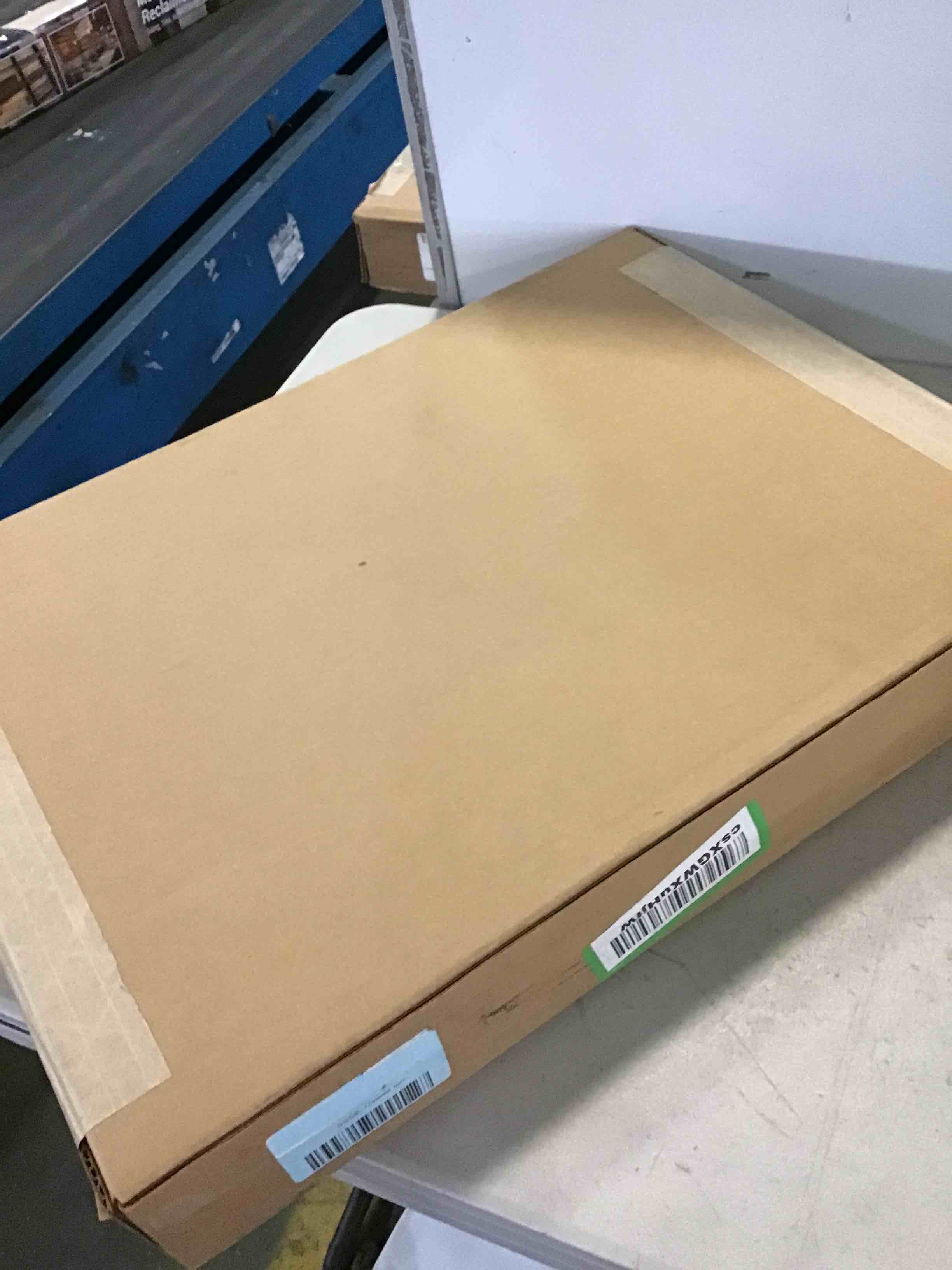 https://s3.amazonaws.com/lotting-images-prod/bidfta/ORG4925675_1687966753885.jpeg