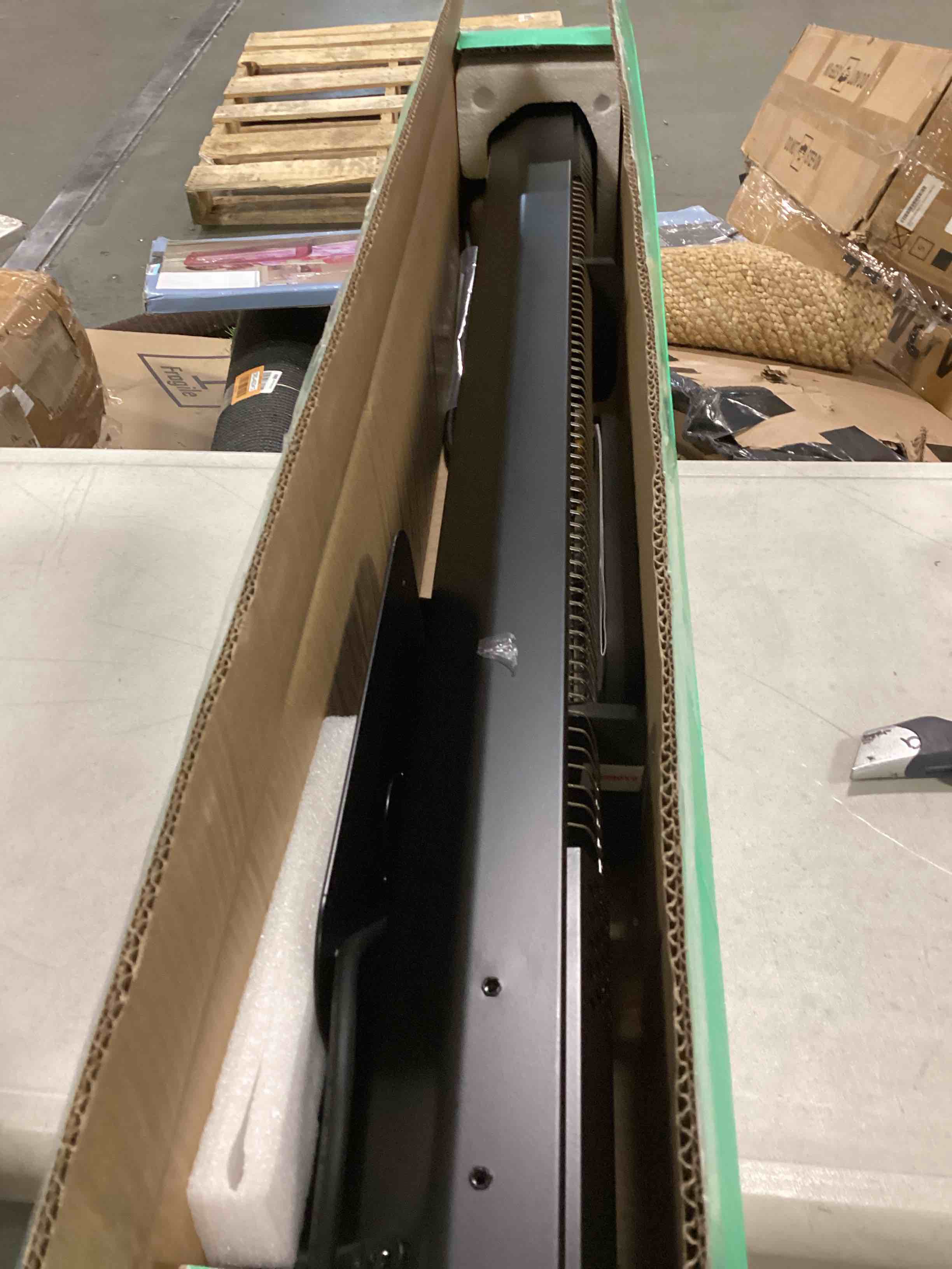 https://s3.amazonaws.com/lotting-images-prod/bidfta/ORG4929420_1705407431689.jpeg