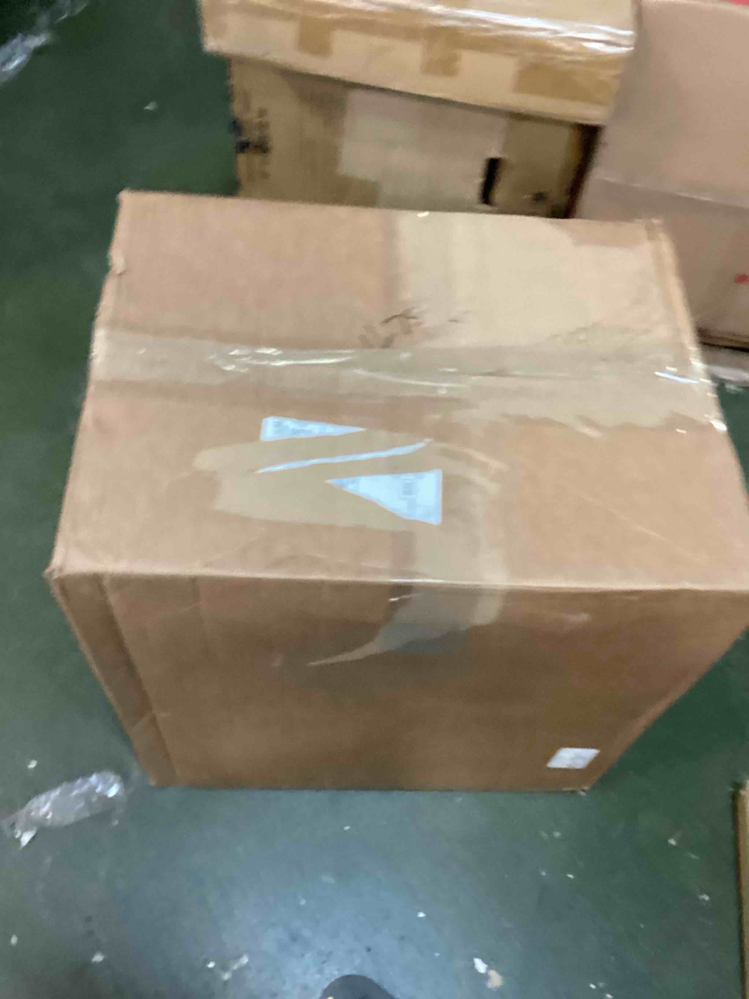 https://s3.amazonaws.com/lotting-images-prod/bidfta/ORG4930313_1703607092239.jpeg