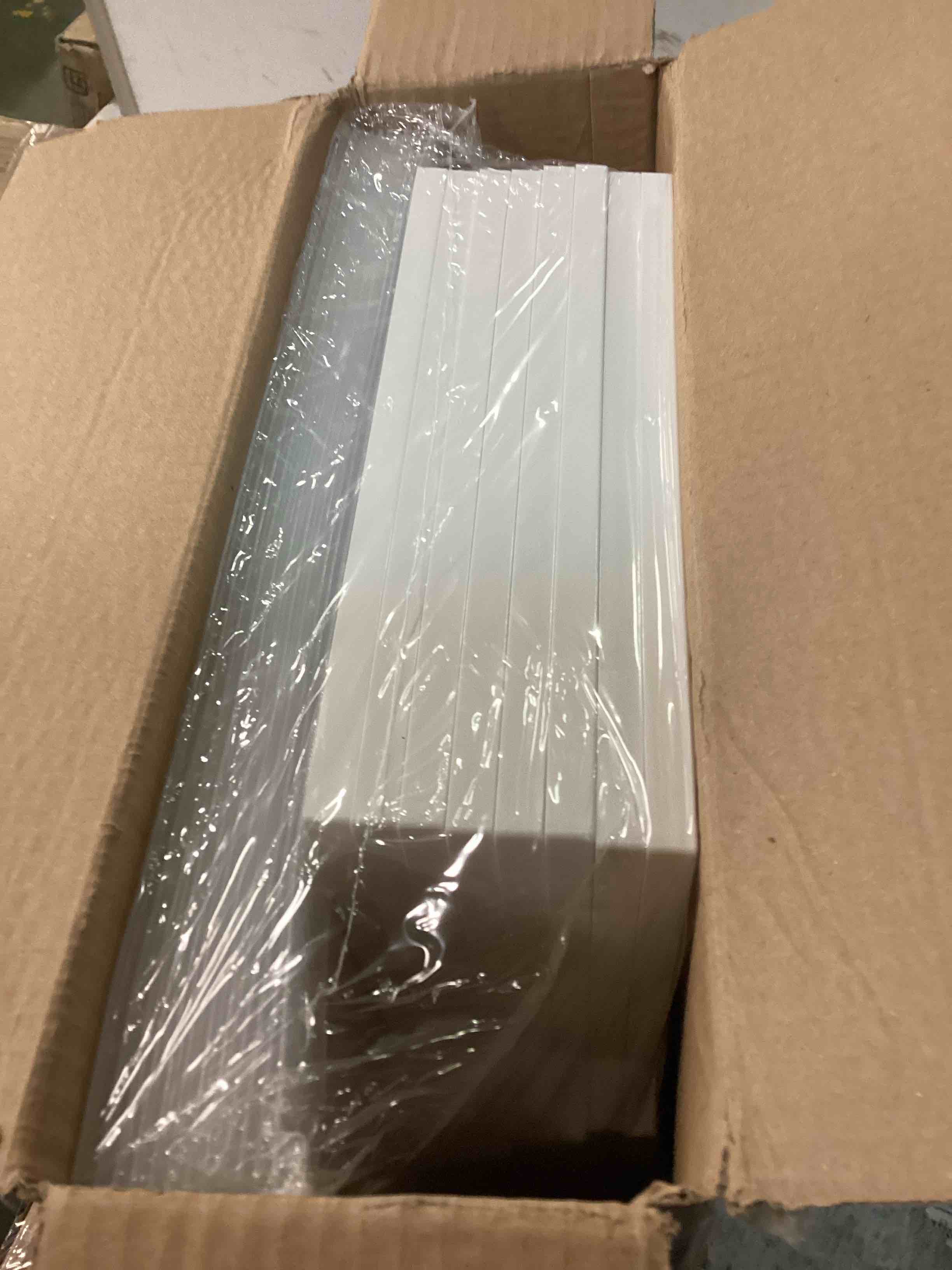 https://s3.amazonaws.com/lotting-images-prod/bidfta/ORG4930573_1703866582737.jpeg