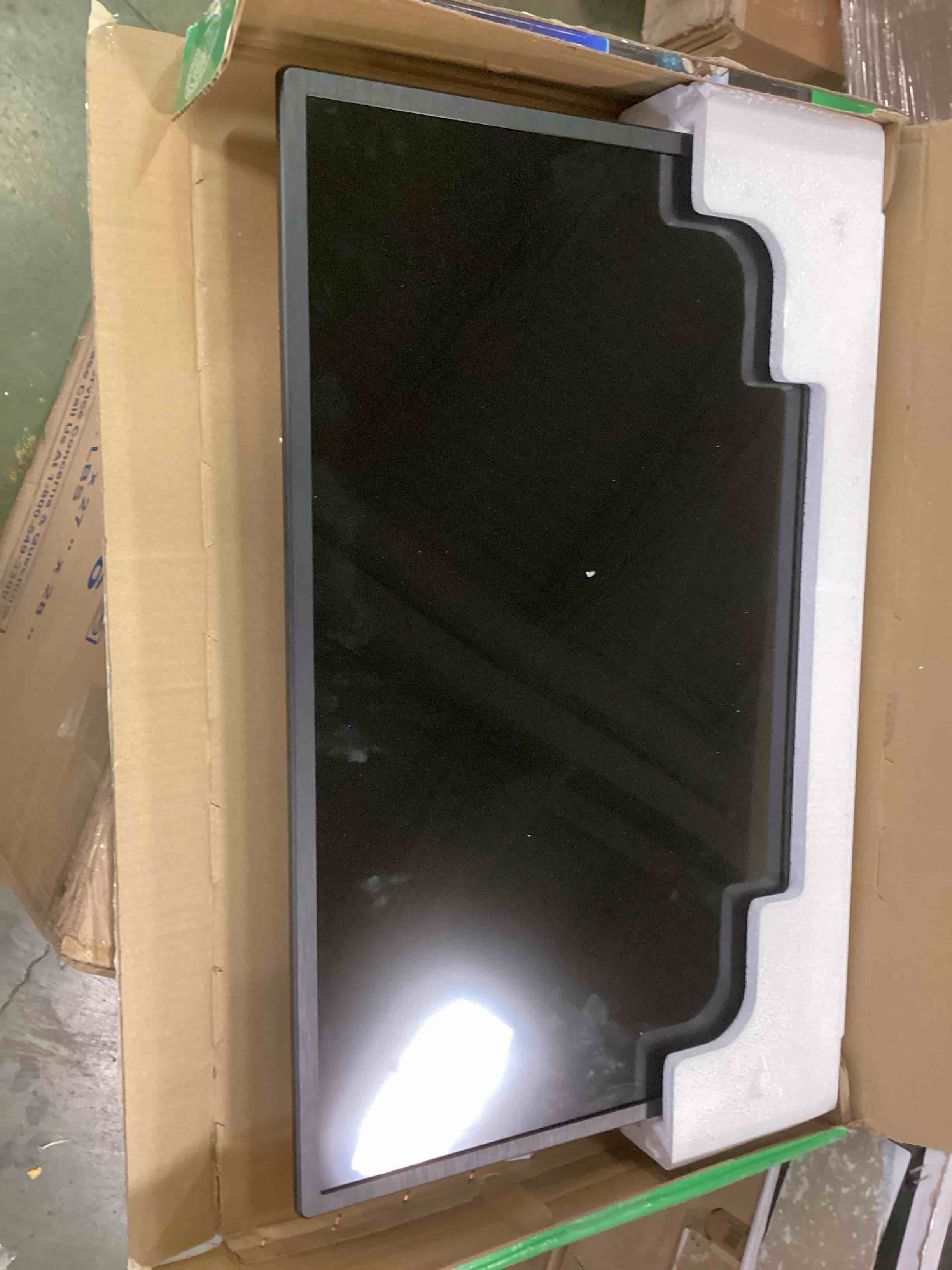https://s3.amazonaws.com/lotting-images-prod/bidfta/ORG4930859_1703961730959.jpeg