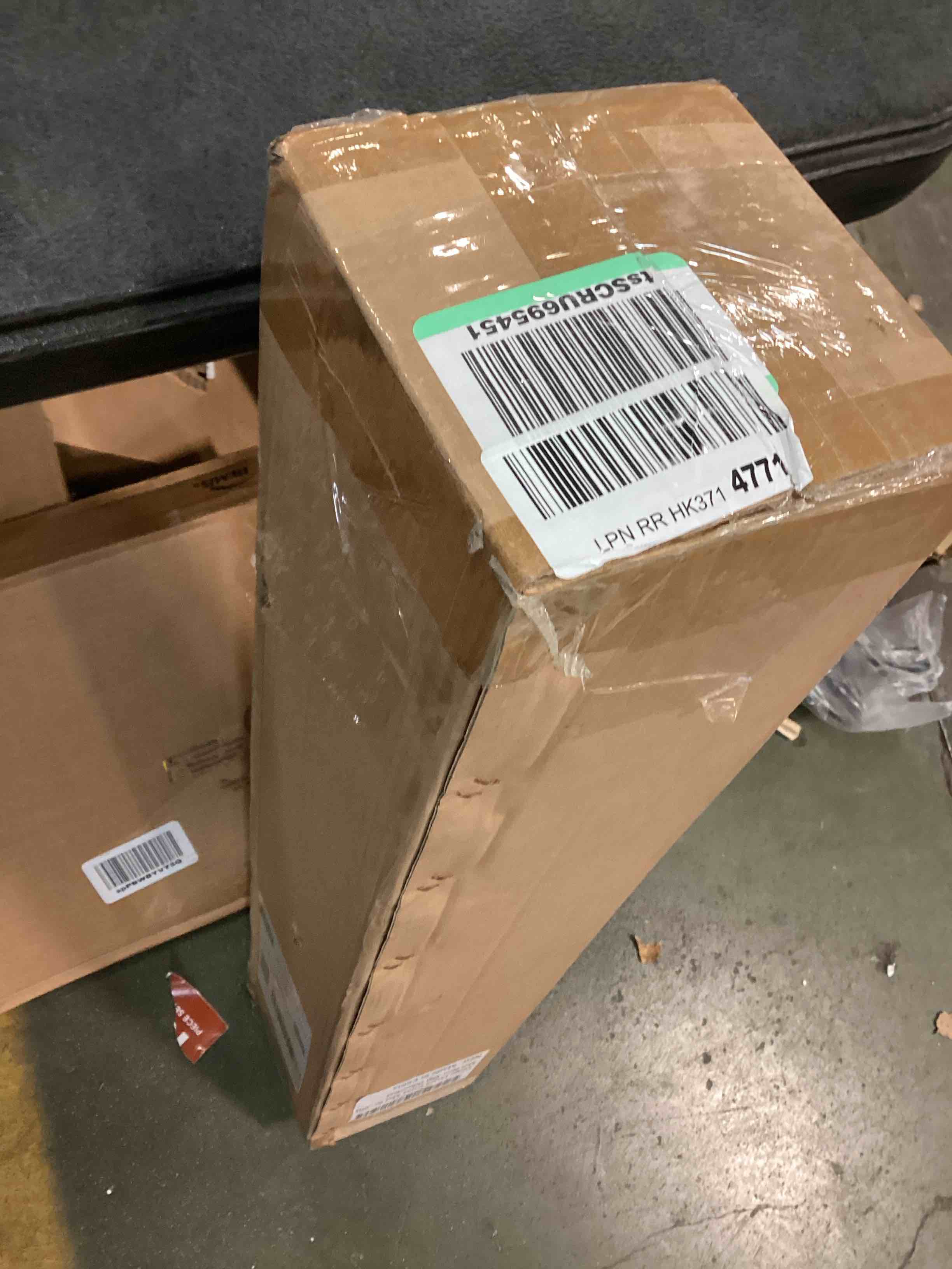 https://s3.amazonaws.com/lotting-images-prod/bidfta/ORG4931389_1703616494818.jpeg