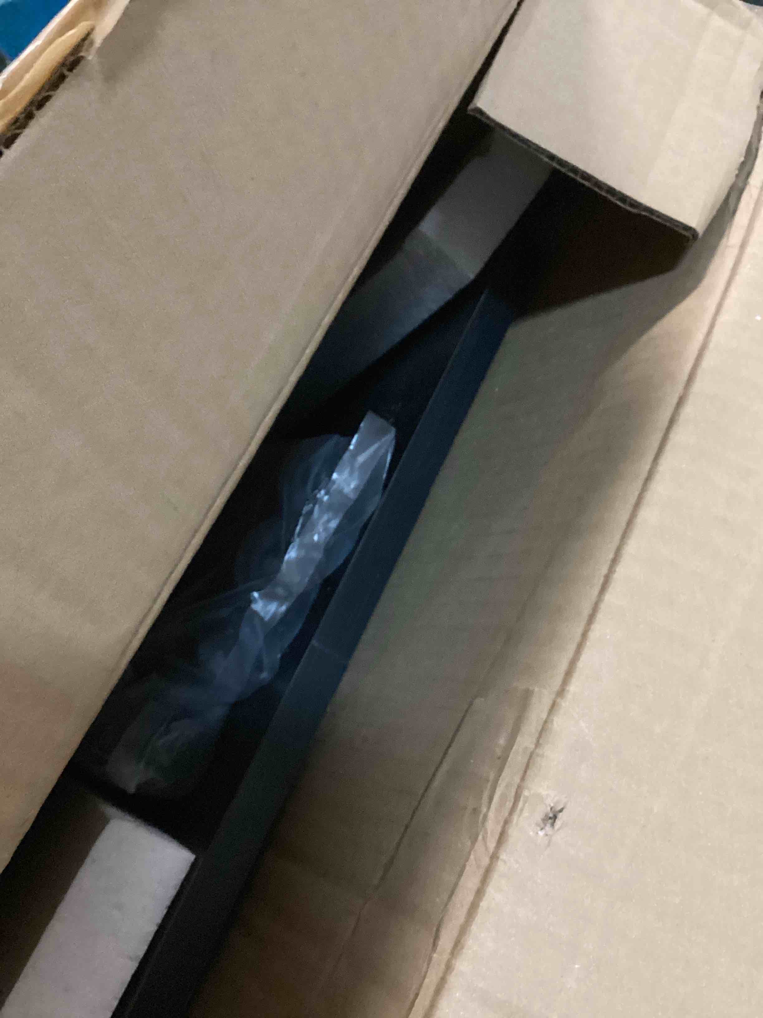 https://s3.amazonaws.com/lotting-images-prod/bidfta/ORG4931524_1703690930109.jpeg