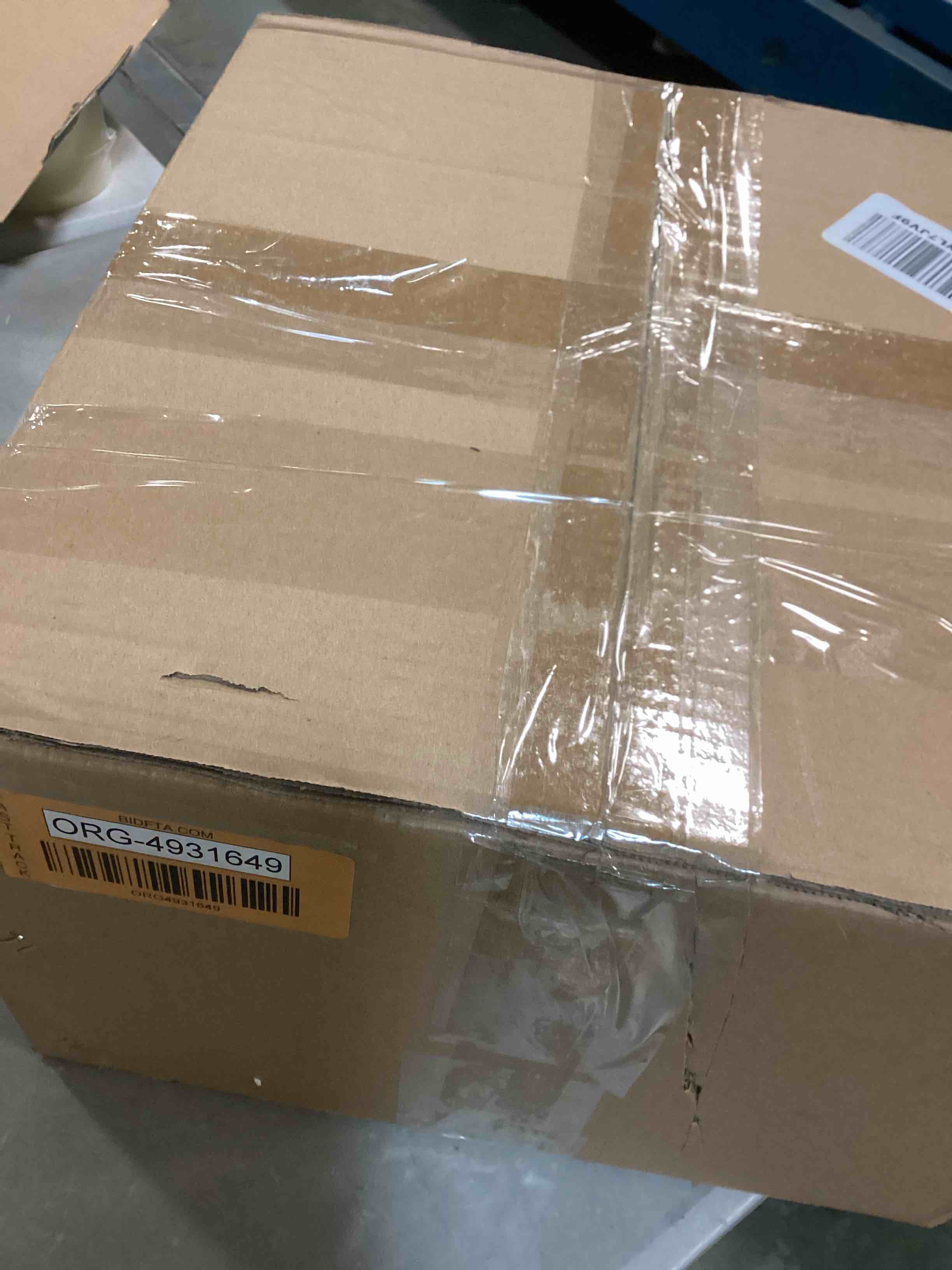 https://s3.amazonaws.com/lotting-images-prod/bidfta/ORG4931649_1703765863344.jpeg