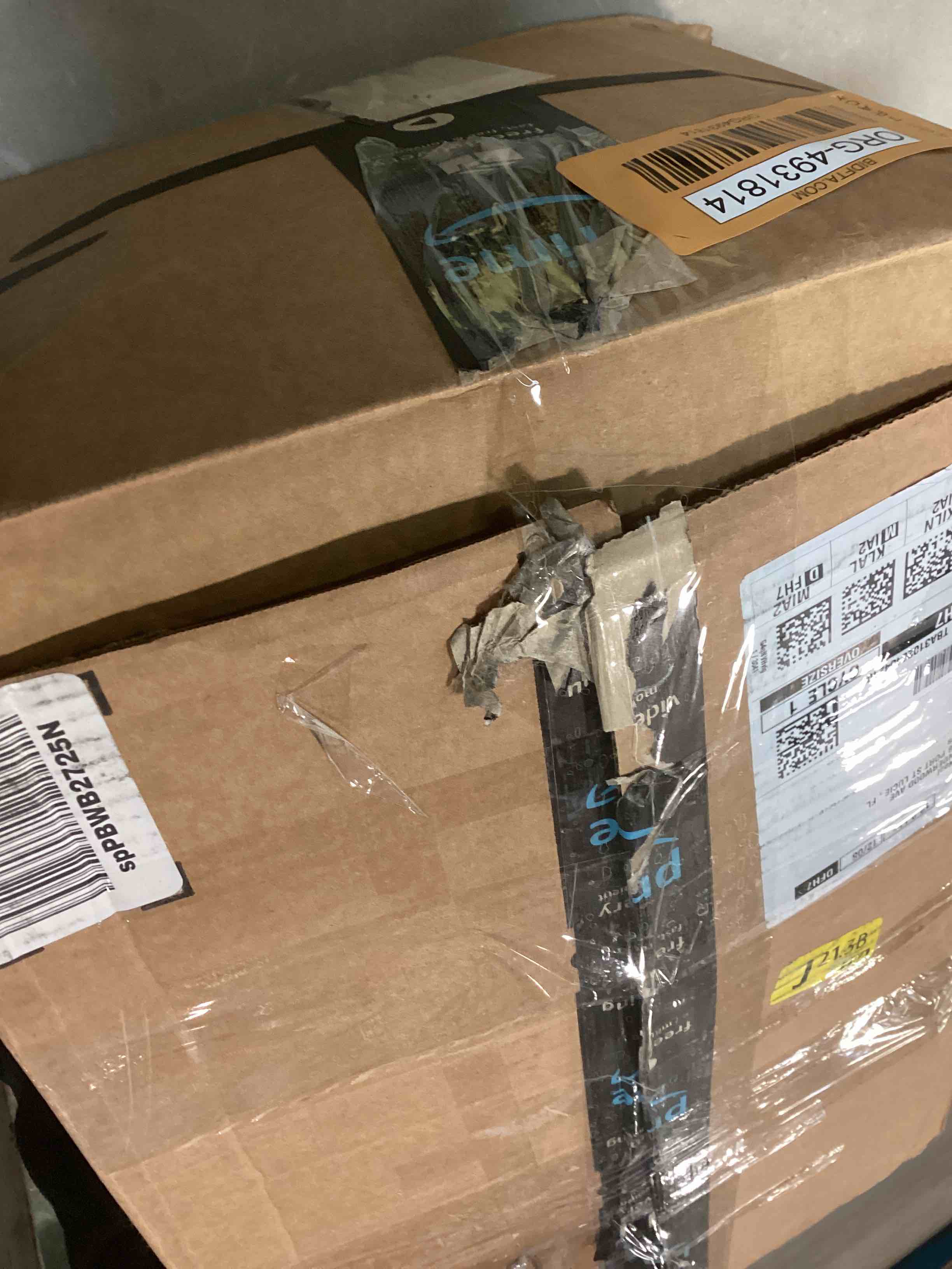 https://s3.amazonaws.com/lotting-images-prod/bidfta/ORG4931814_1703782766169.jpeg