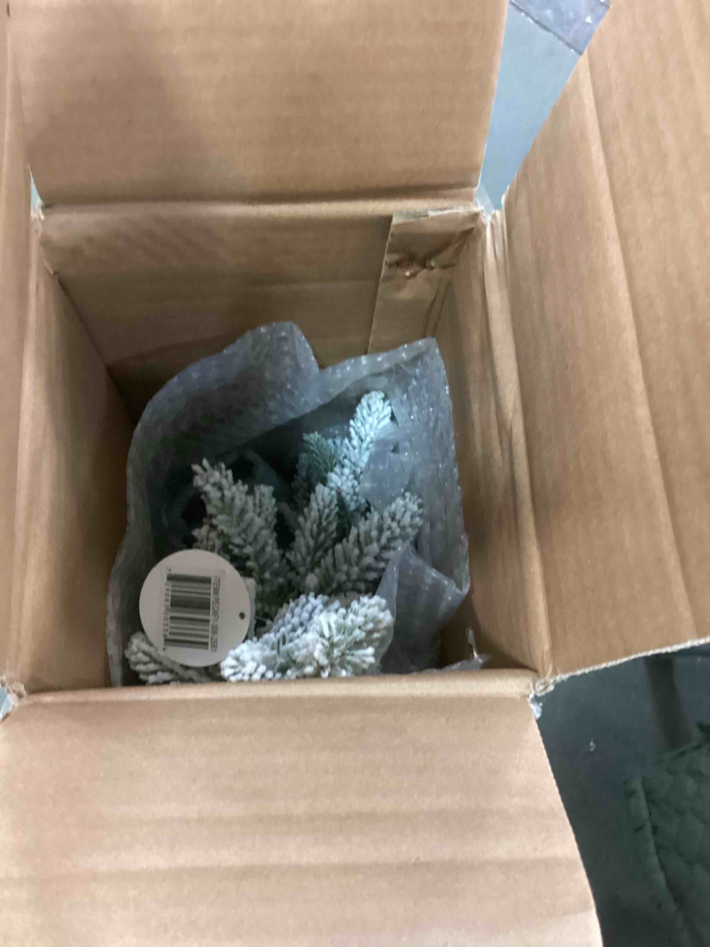 https://s3.amazonaws.com/lotting-images-prod/bidfta/ORG4932199_1703947385635.jpeg