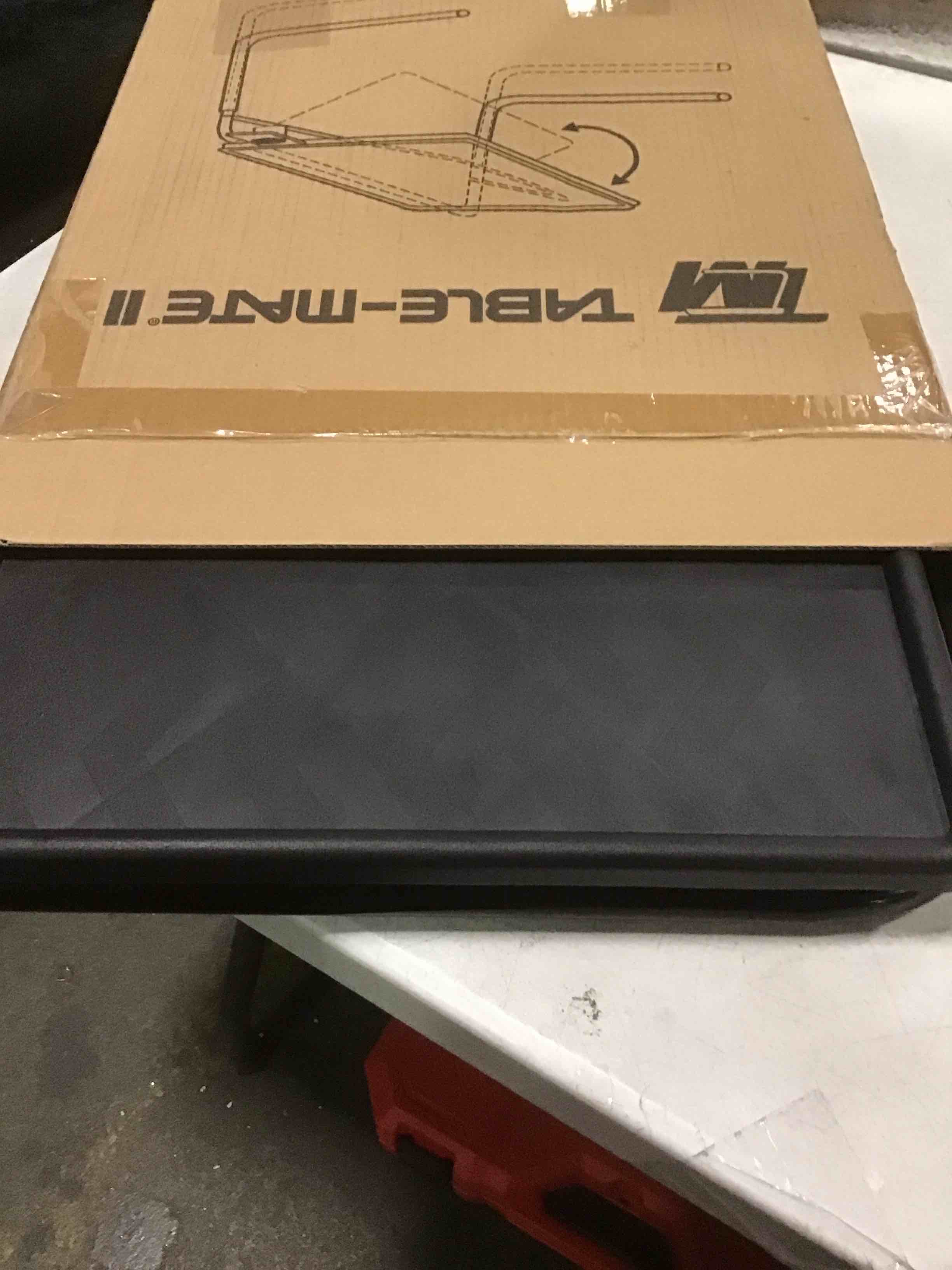 https://s3.amazonaws.com/lotting-images-prod/bidfta/ORG4934583_1703247991741.jpeg