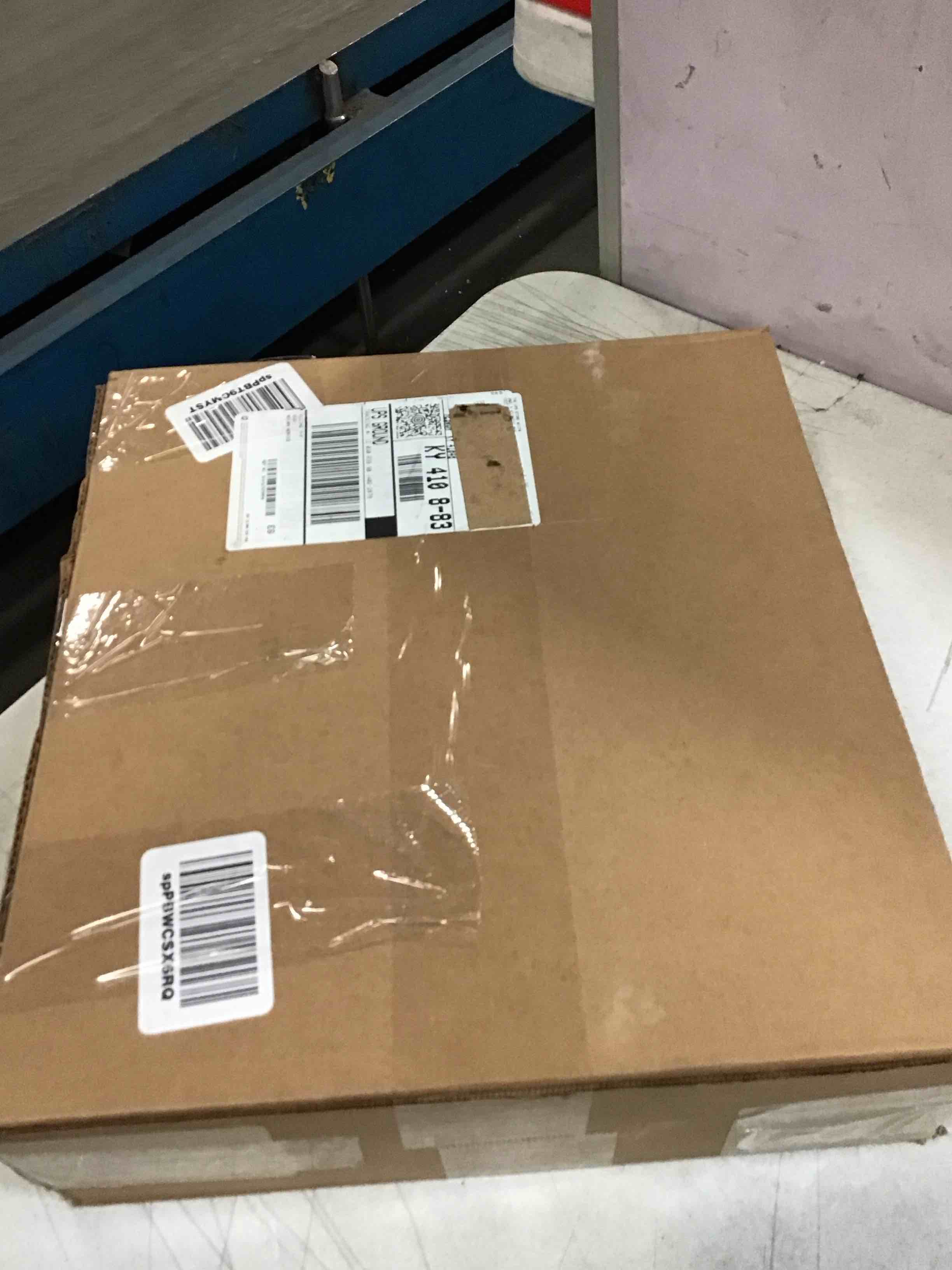 https://s3.amazonaws.com/lotting-images-prod/bidfta/ORG4934980_1703358237923.jpeg