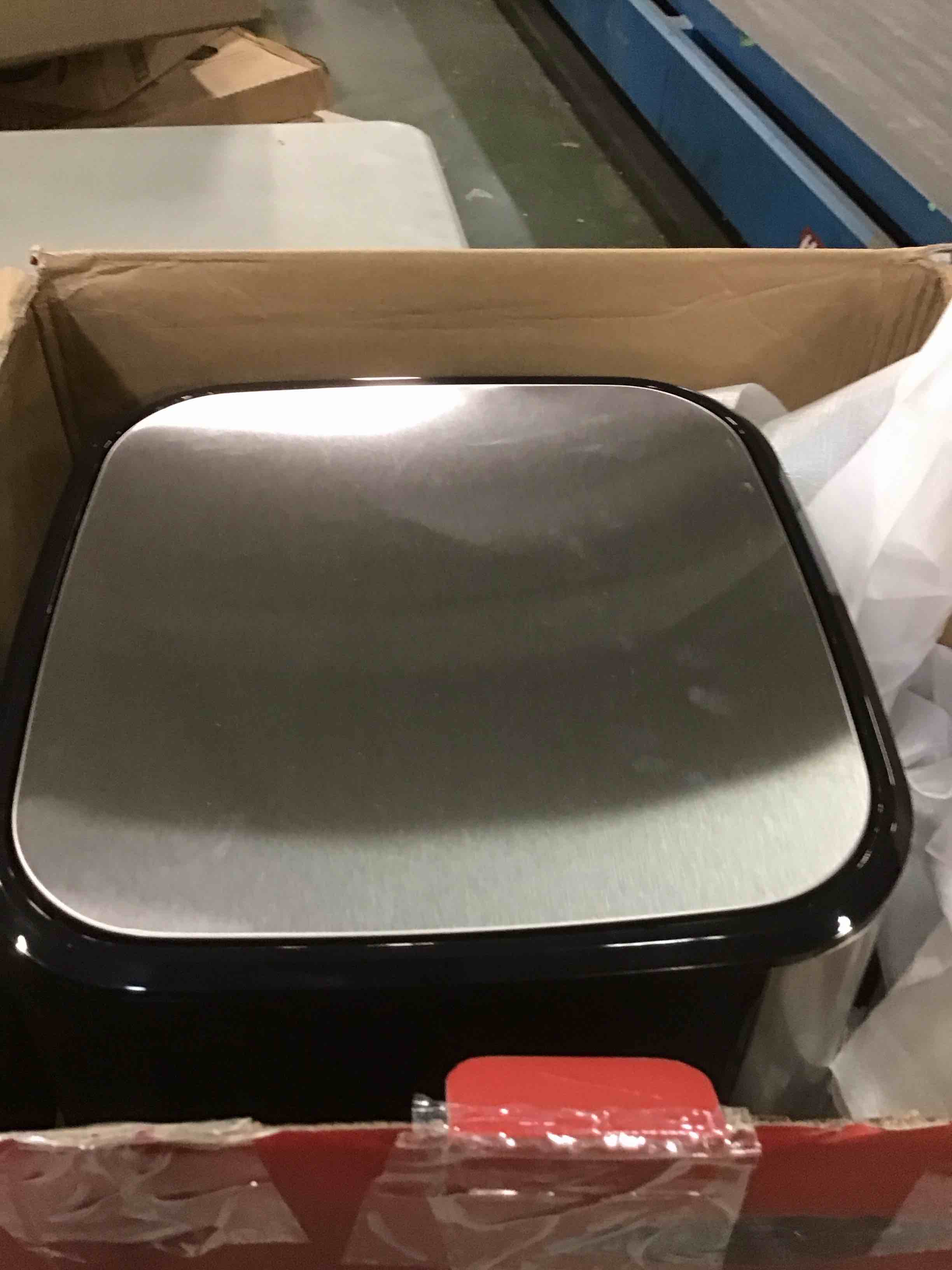 https://s3.amazonaws.com/lotting-images-prod/bidfta/ORG4935181_1703609563256.jpeg