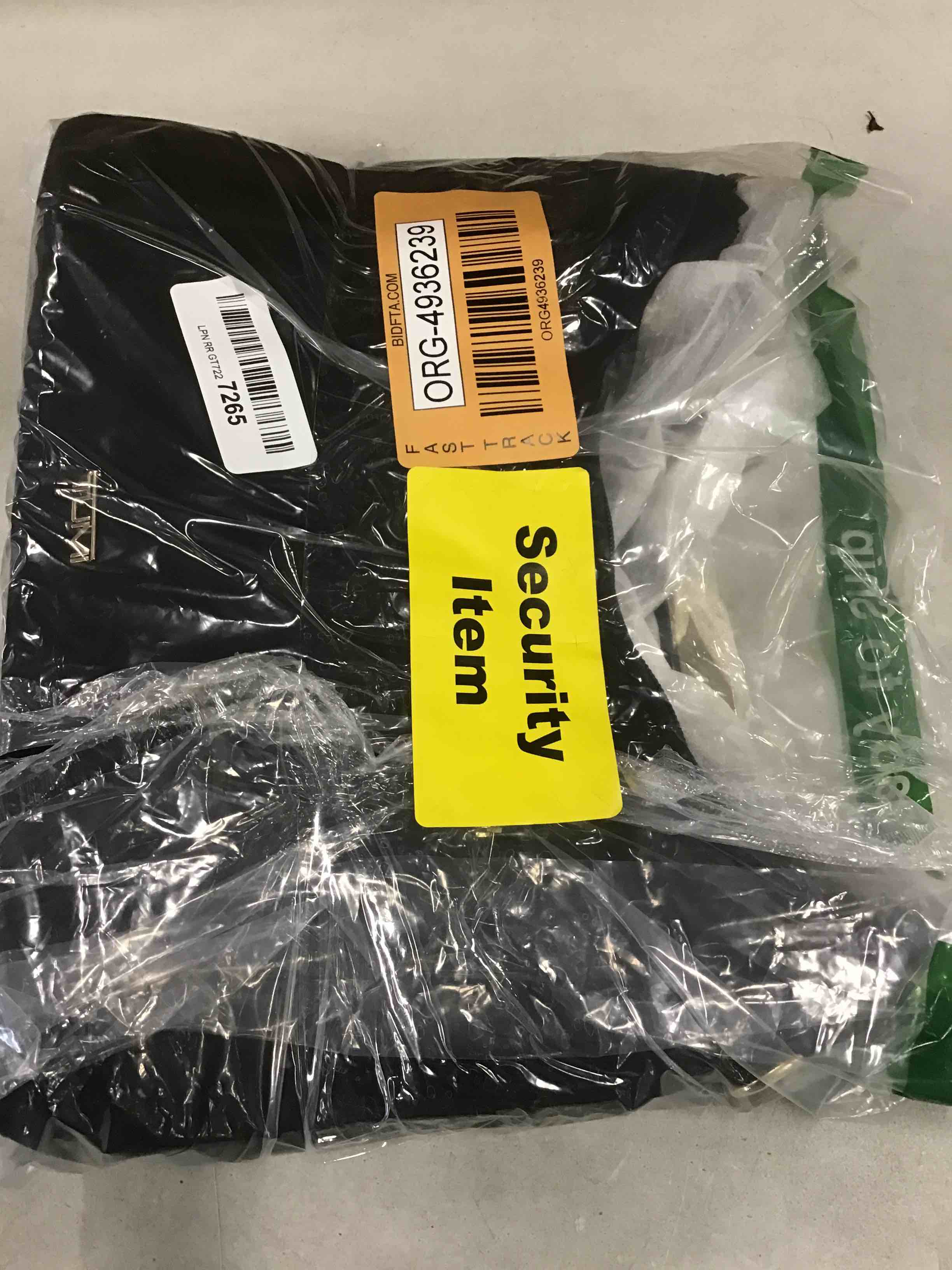 https://s3.amazonaws.com/lotting-images-prod/bidfta/ORG4936239_1703875645767.jpeg