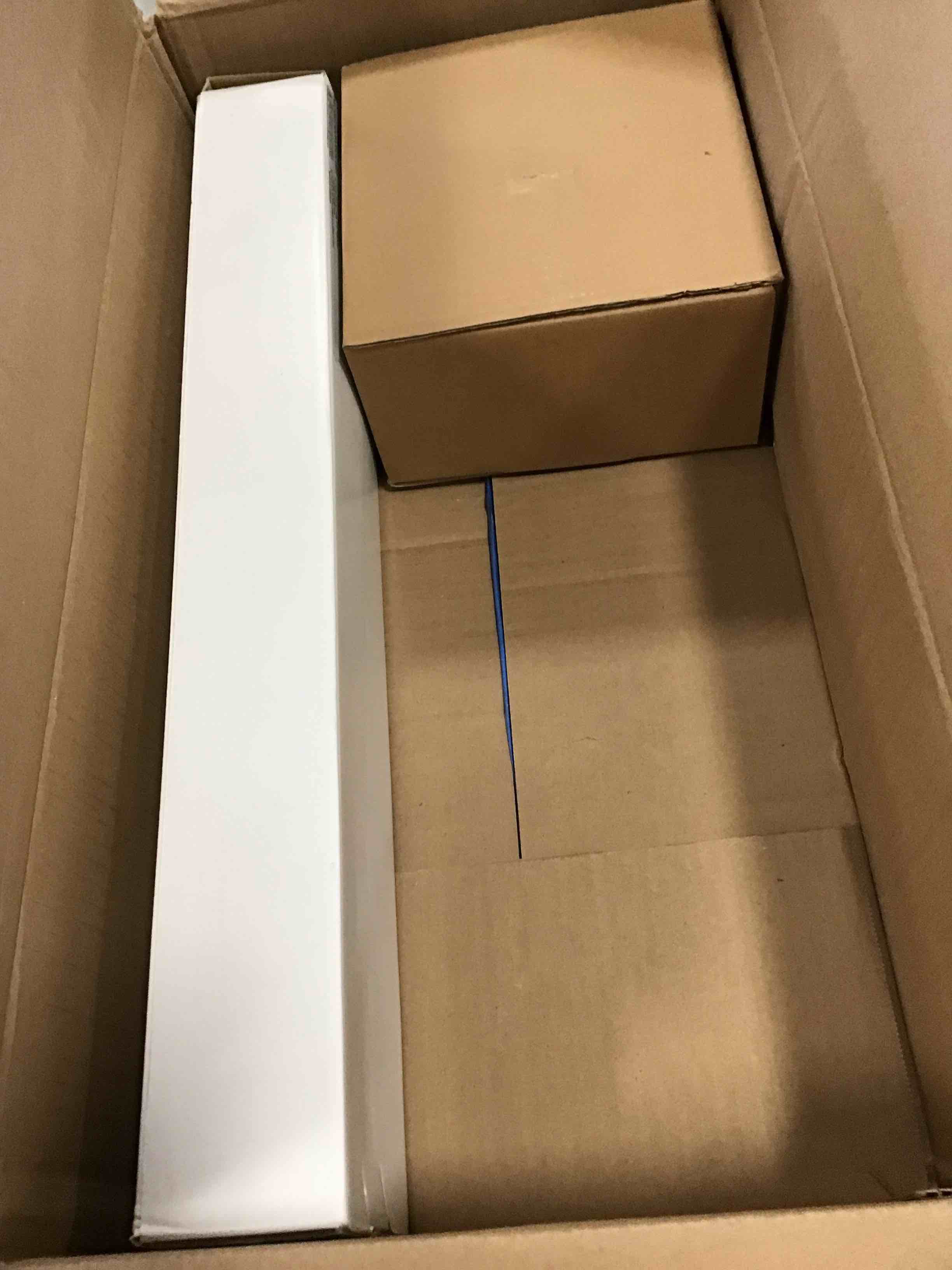 https://s3.amazonaws.com/lotting-images-prod/bidfta/ORG4936355_1703959523379.jpeg