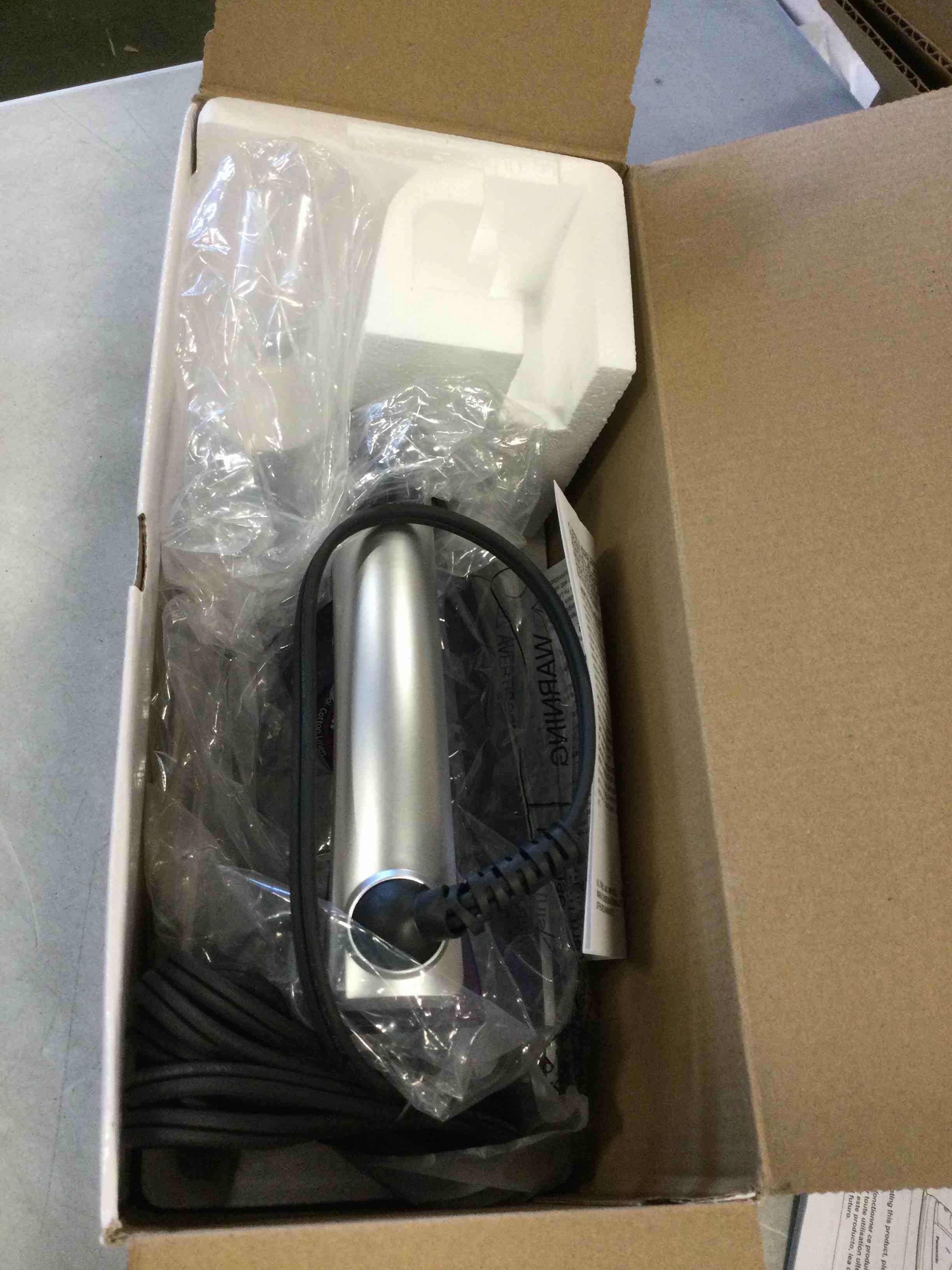 https://s3.amazonaws.com/lotting-images-prod/bidfta/ORG4936594_1704299606181.jpeg