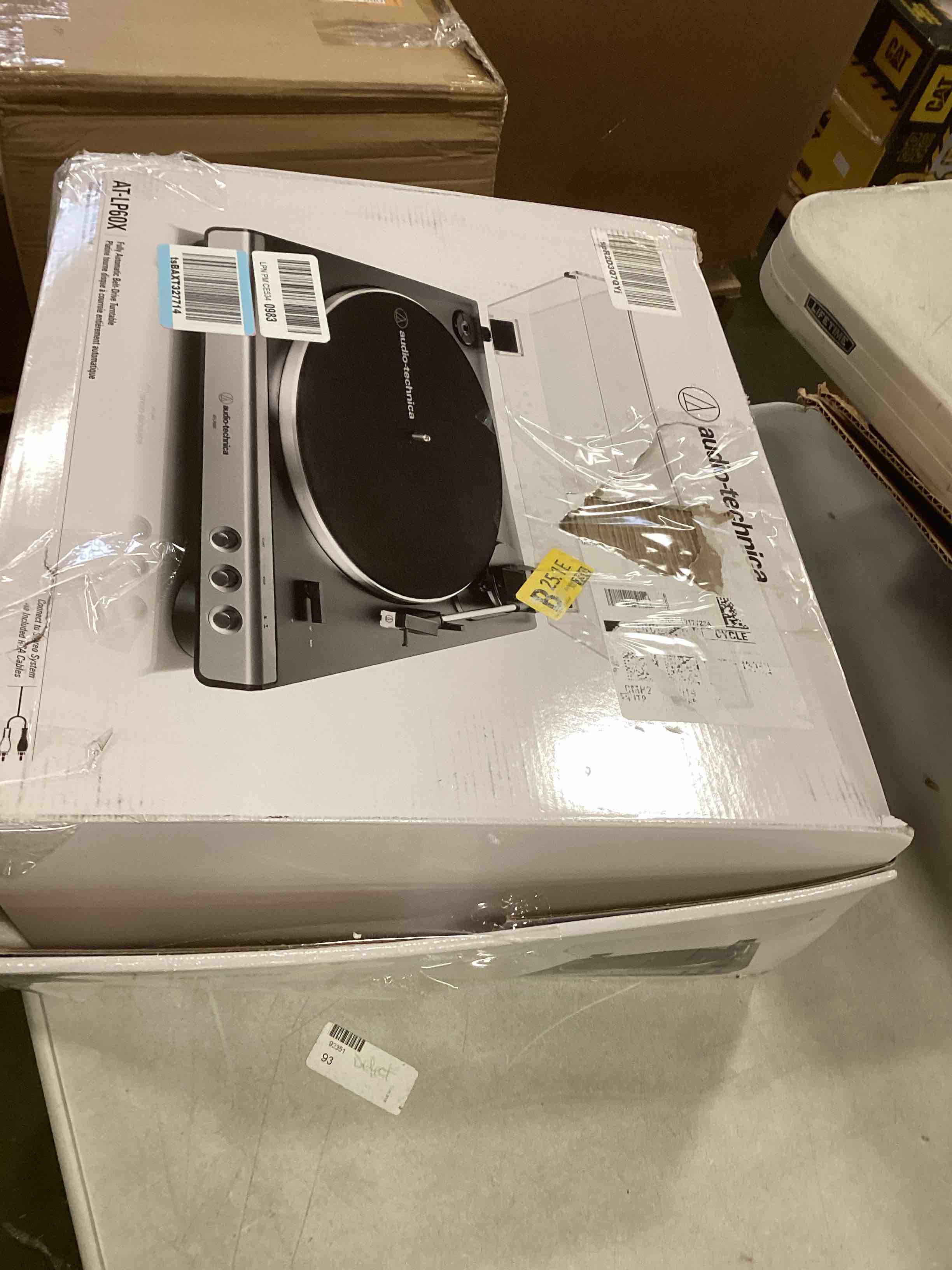 https://s3.amazonaws.com/lotting-images-prod/bidfta/ORG4936681_1704377687782.jpeg