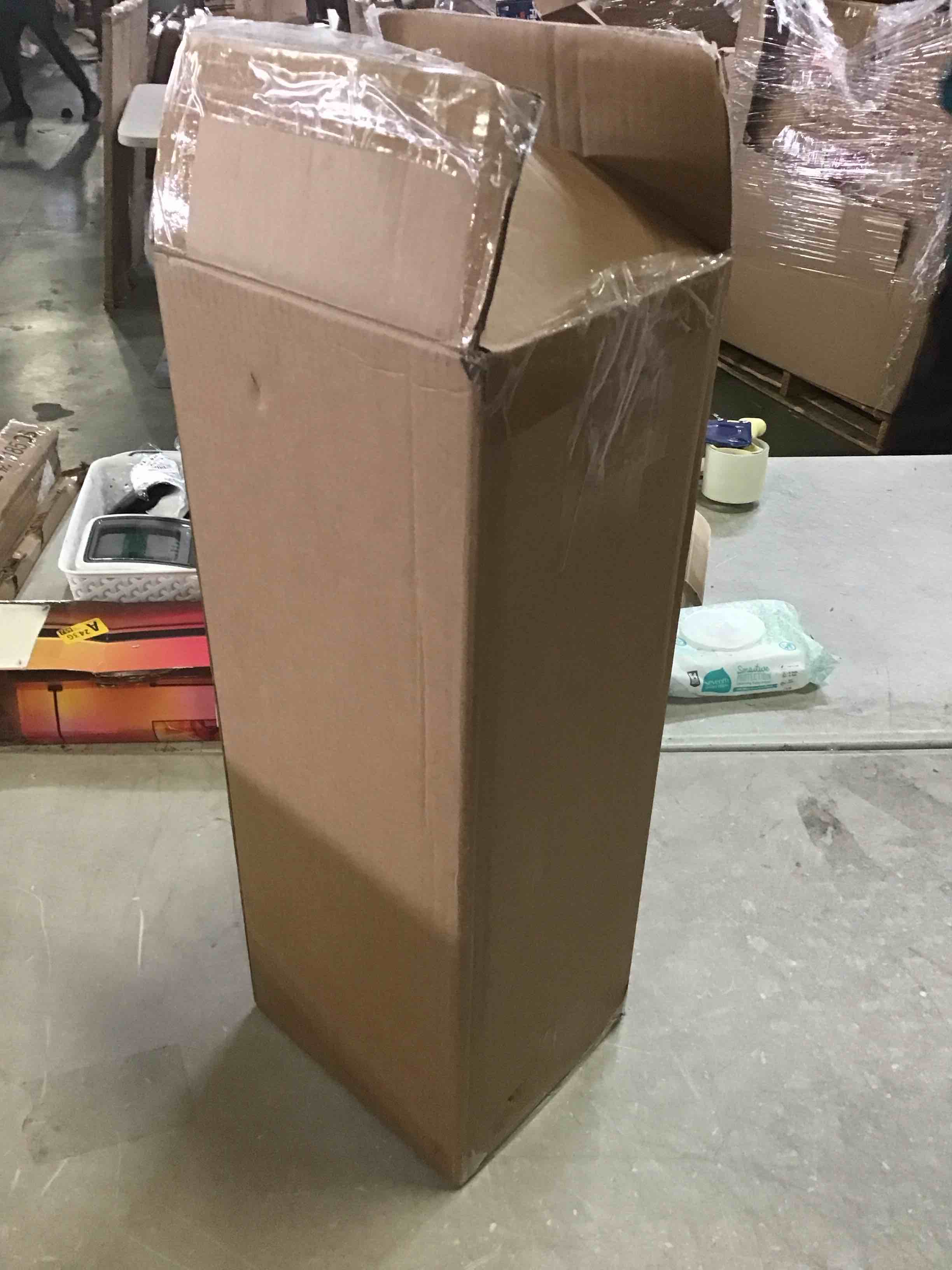 https://s3.amazonaws.com/lotting-images-prod/bidfta/ORG4937047_1703178609024.jpeg