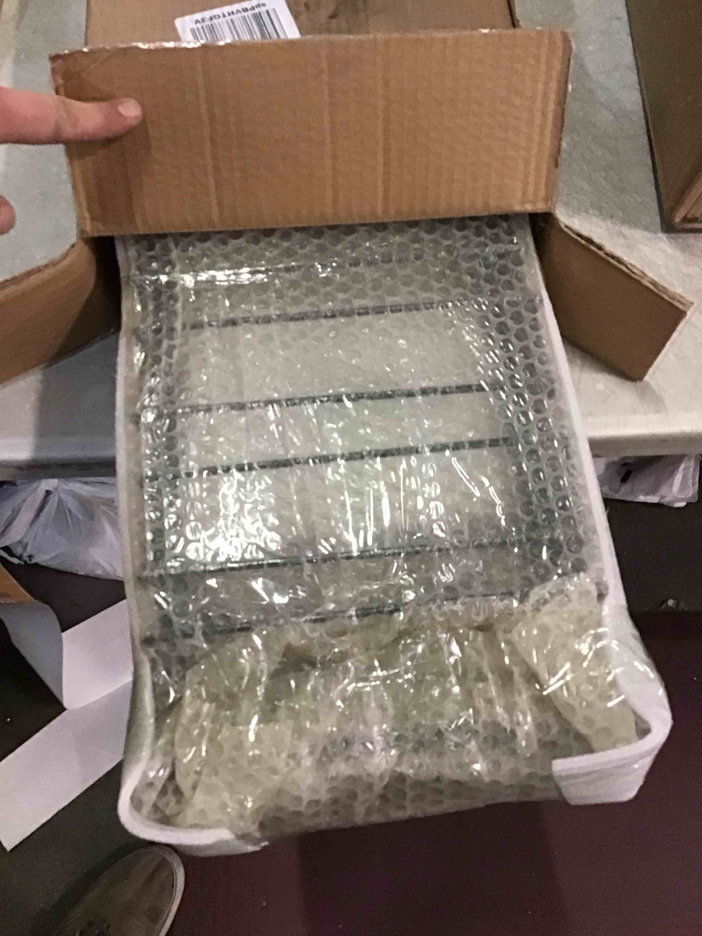 https://s3.amazonaws.com/lotting-images-prod/bidfta/ORG4937172_1703250338334.jpeg
