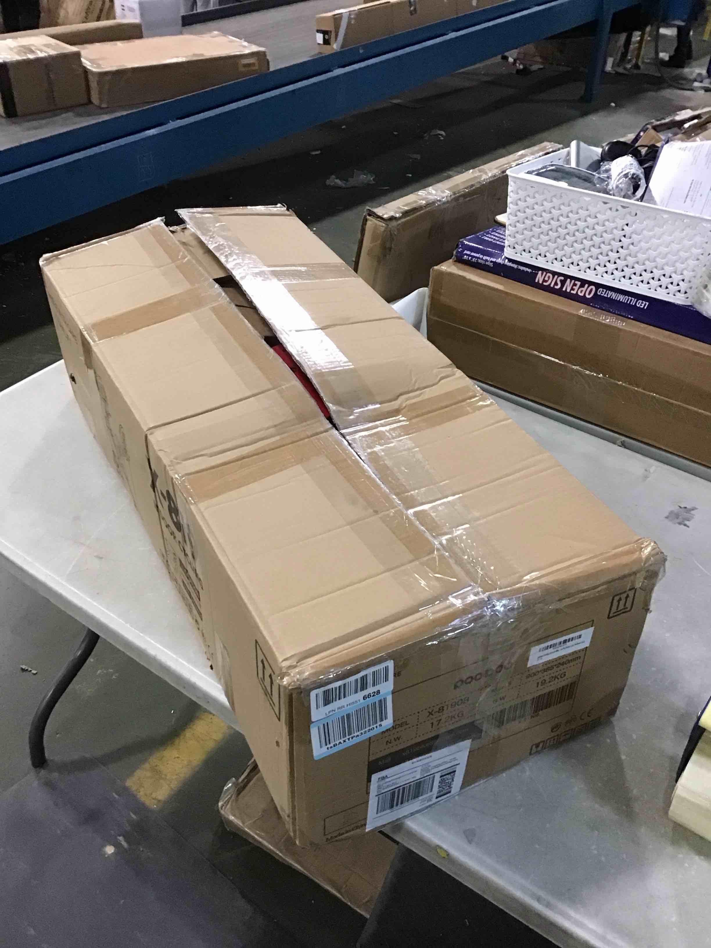 https://s3.amazonaws.com/lotting-images-prod/bidfta/ORG4937340_1703337973282.jpeg