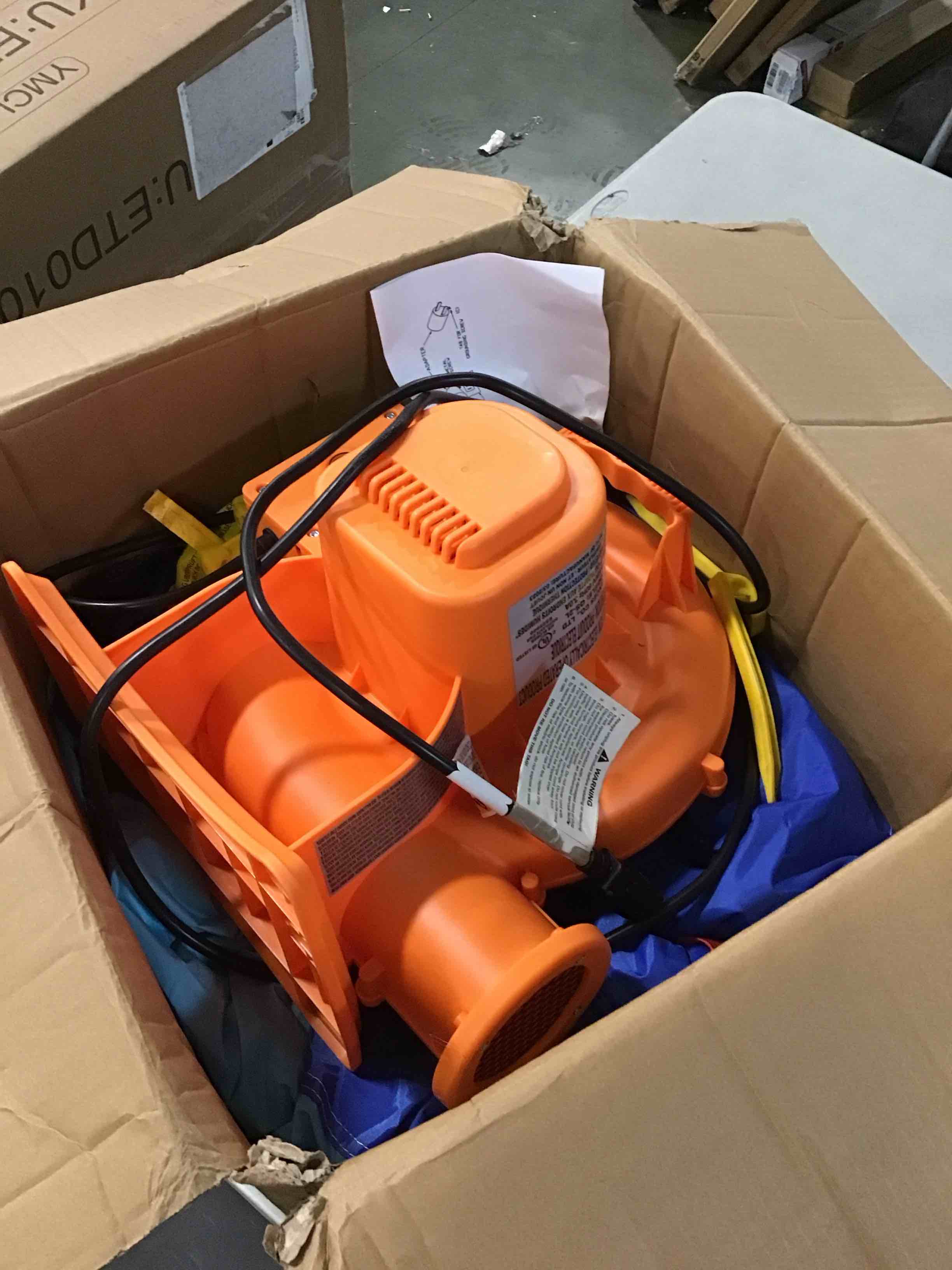 https://s3.amazonaws.com/lotting-images-prod/bidfta/ORG4937543_1703596147965.jpeg