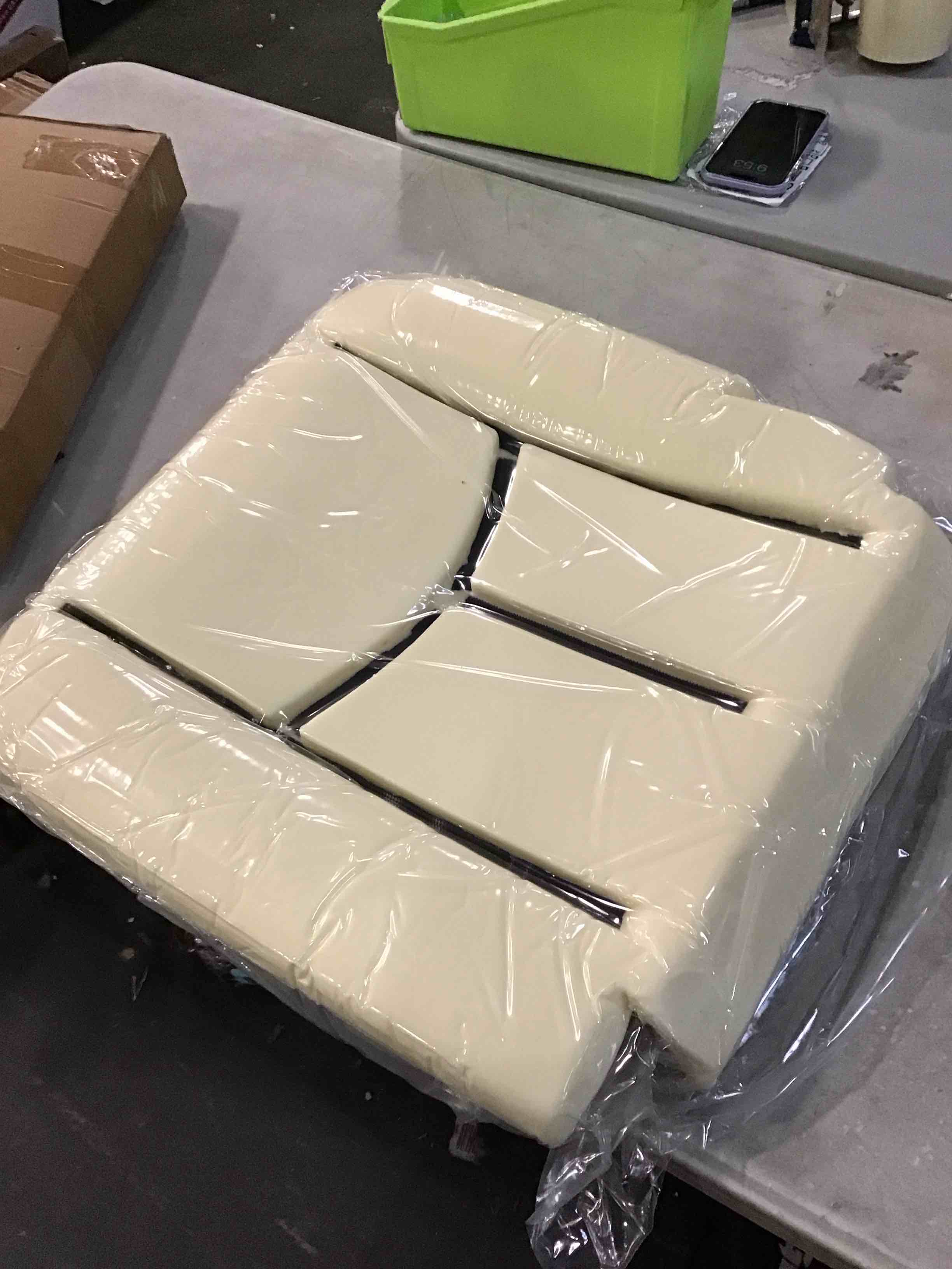 https://s3.amazonaws.com/lotting-images-prod/bidfta/ORG4937590_1703602403154.jpeg