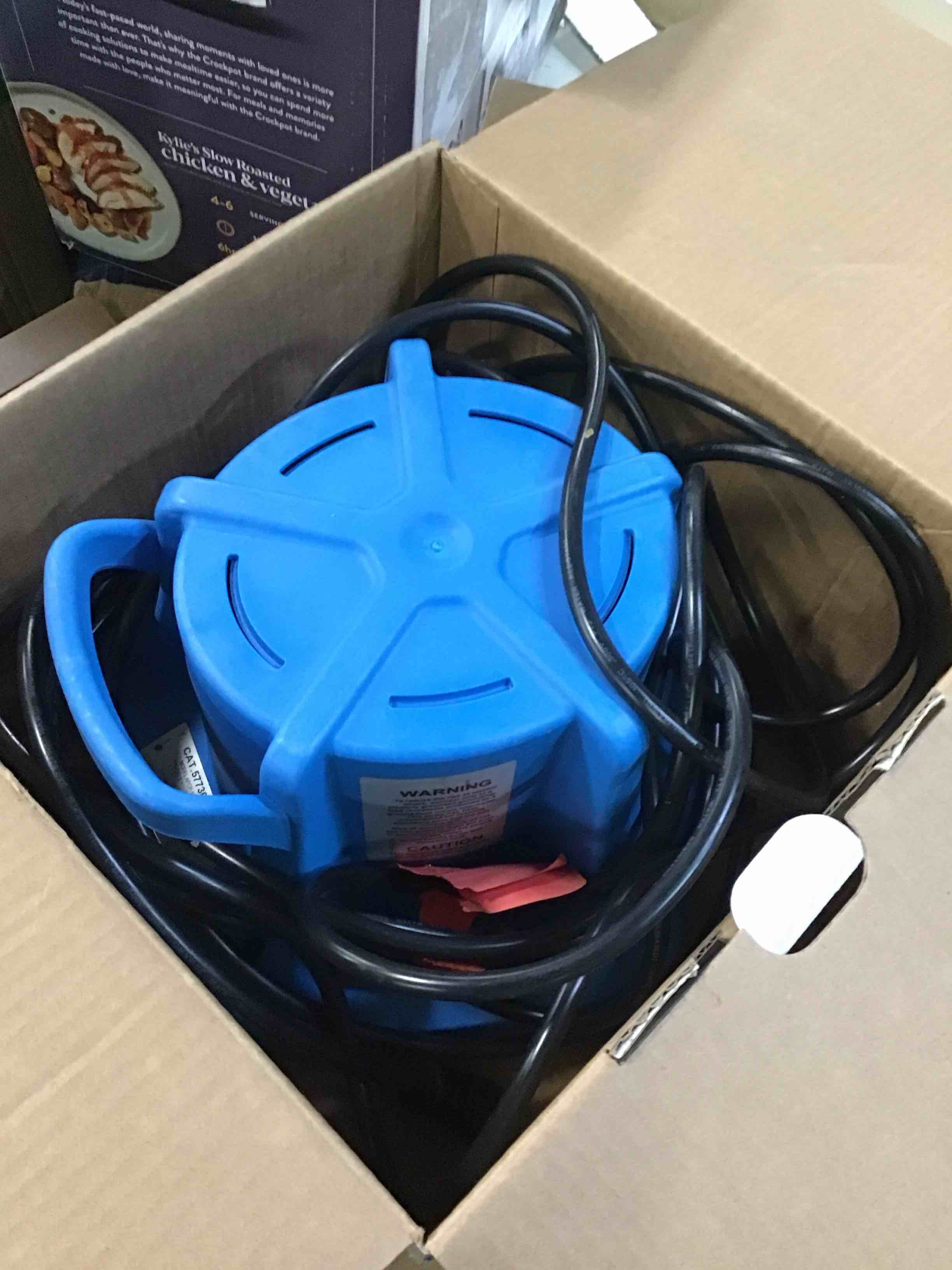 https://s3.amazonaws.com/lotting-images-prod/bidfta/ORG4937647_1703615493266.jpeg