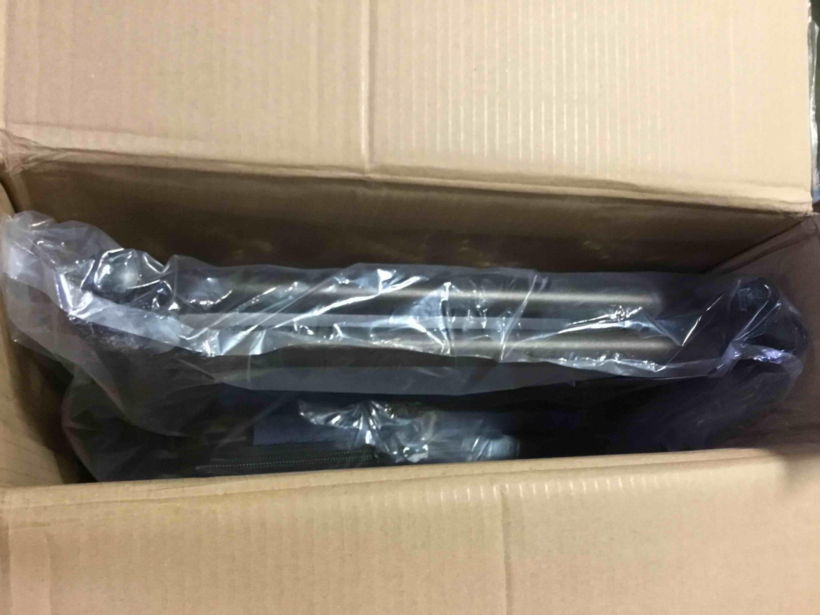 https://s3.amazonaws.com/lotting-images-prod/bidfta/ORG4953915_1686745904397.jpeg