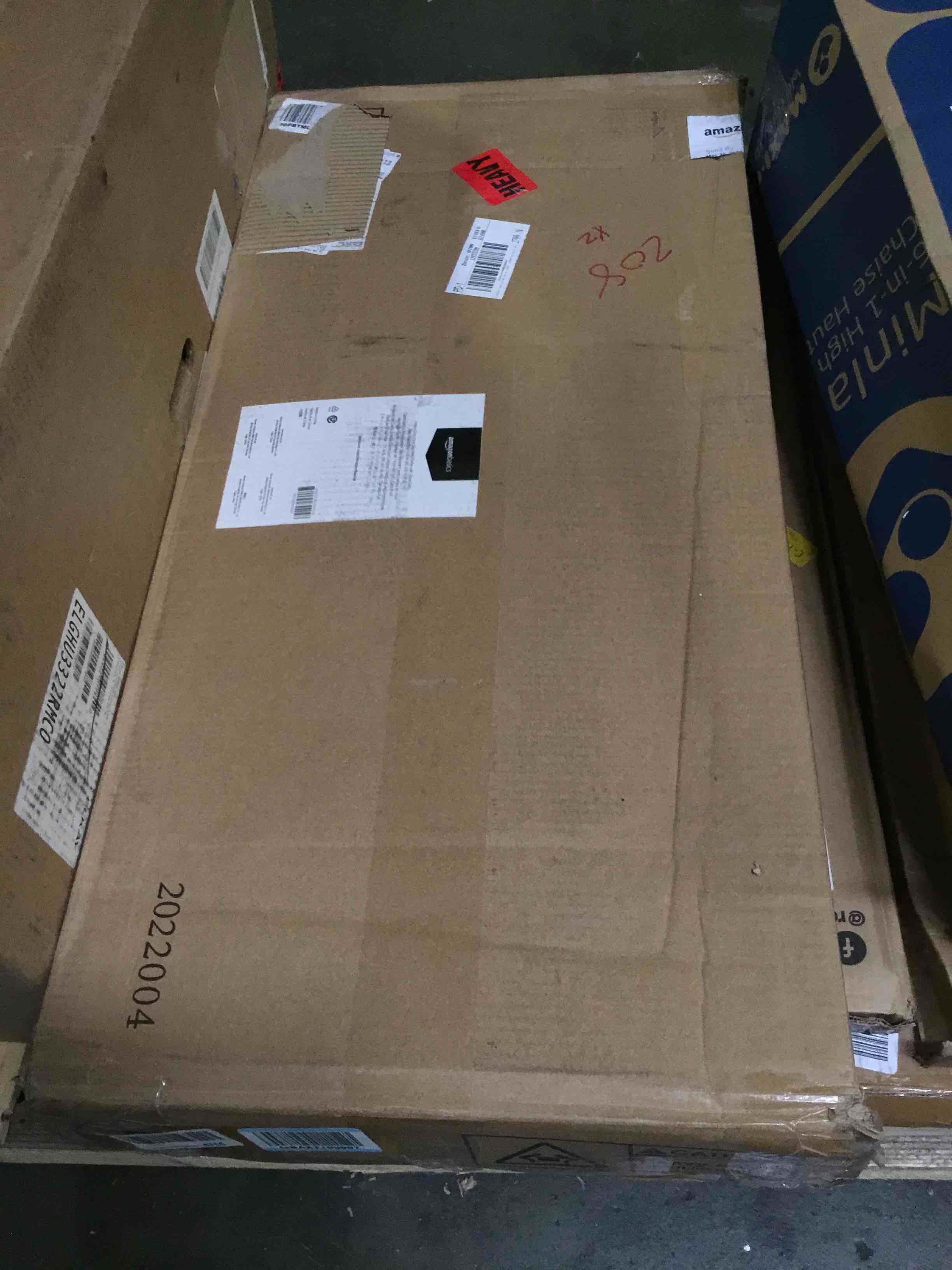 https://s3.amazonaws.com/lotting-images-prod/bidfta/ORG4954553_1686926414123.jpeg
