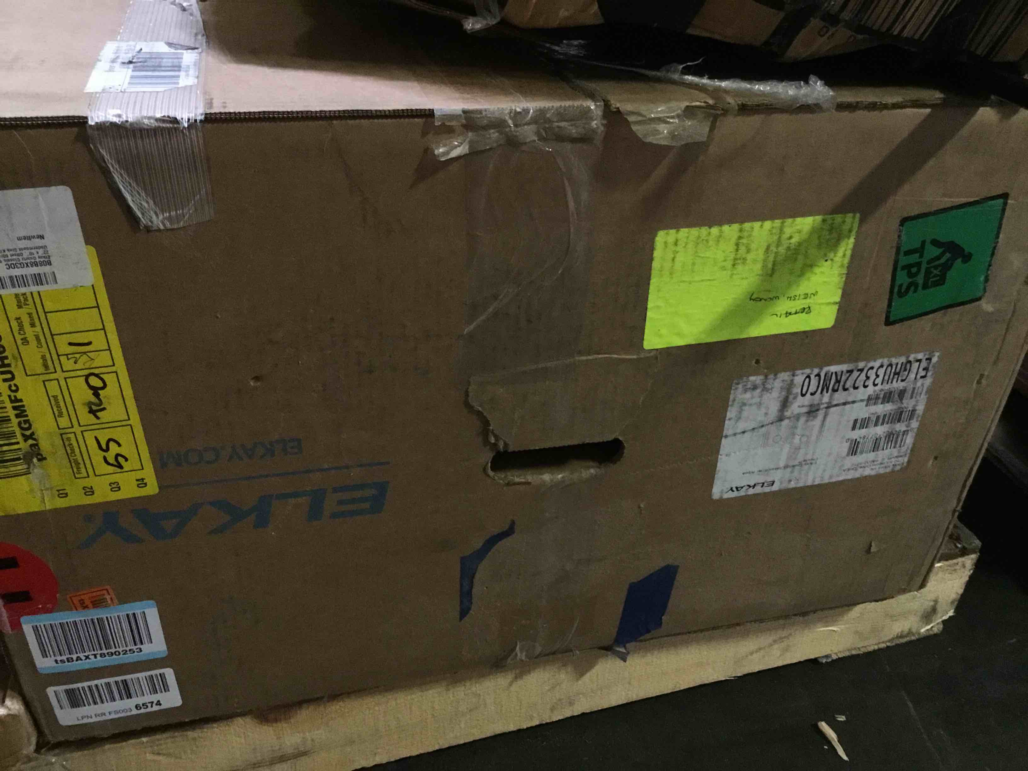 https://s3.amazonaws.com/lotting-images-prod/bidfta/ORG4954555_1686926533731.jpeg