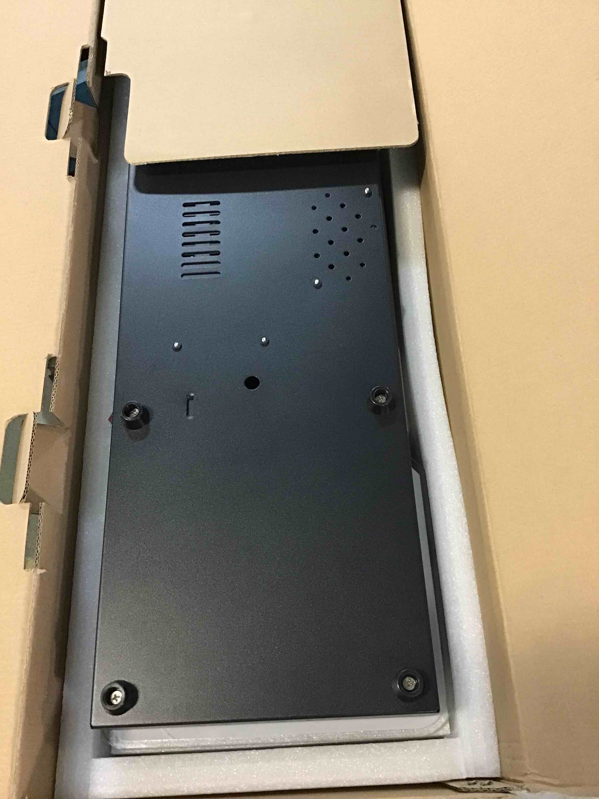 https://s3.amazonaws.com/lotting-images-prod/bidfta/ORG4958134_1686155500415.jpeg
