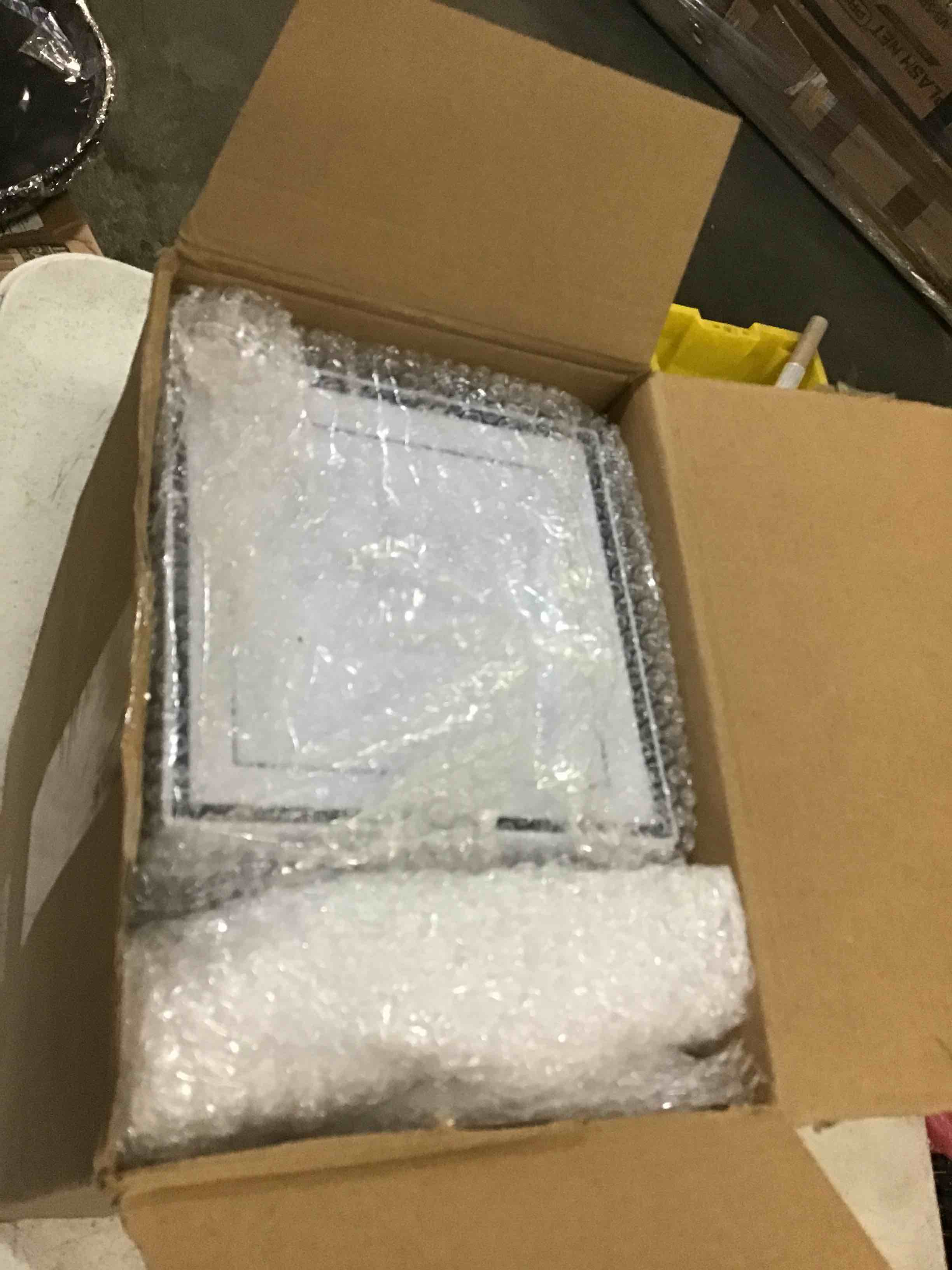 https://s3.amazonaws.com/lotting-images-prod/bidfta/ORG4959190_1686686655162.jpeg