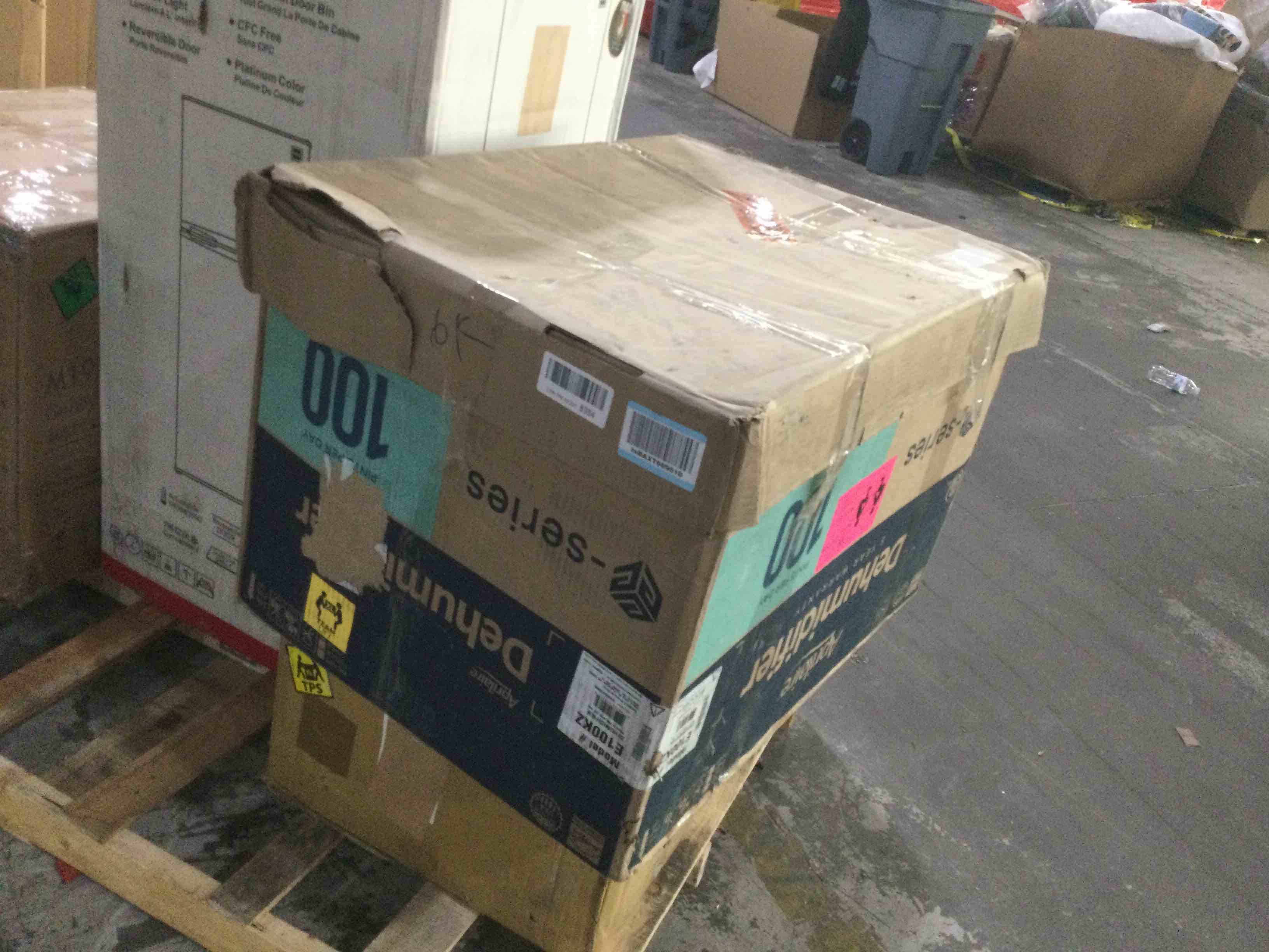 https://s3.amazonaws.com/lotting-images-prod/bidfta/ORG4969978_1692045340423.jpeg
