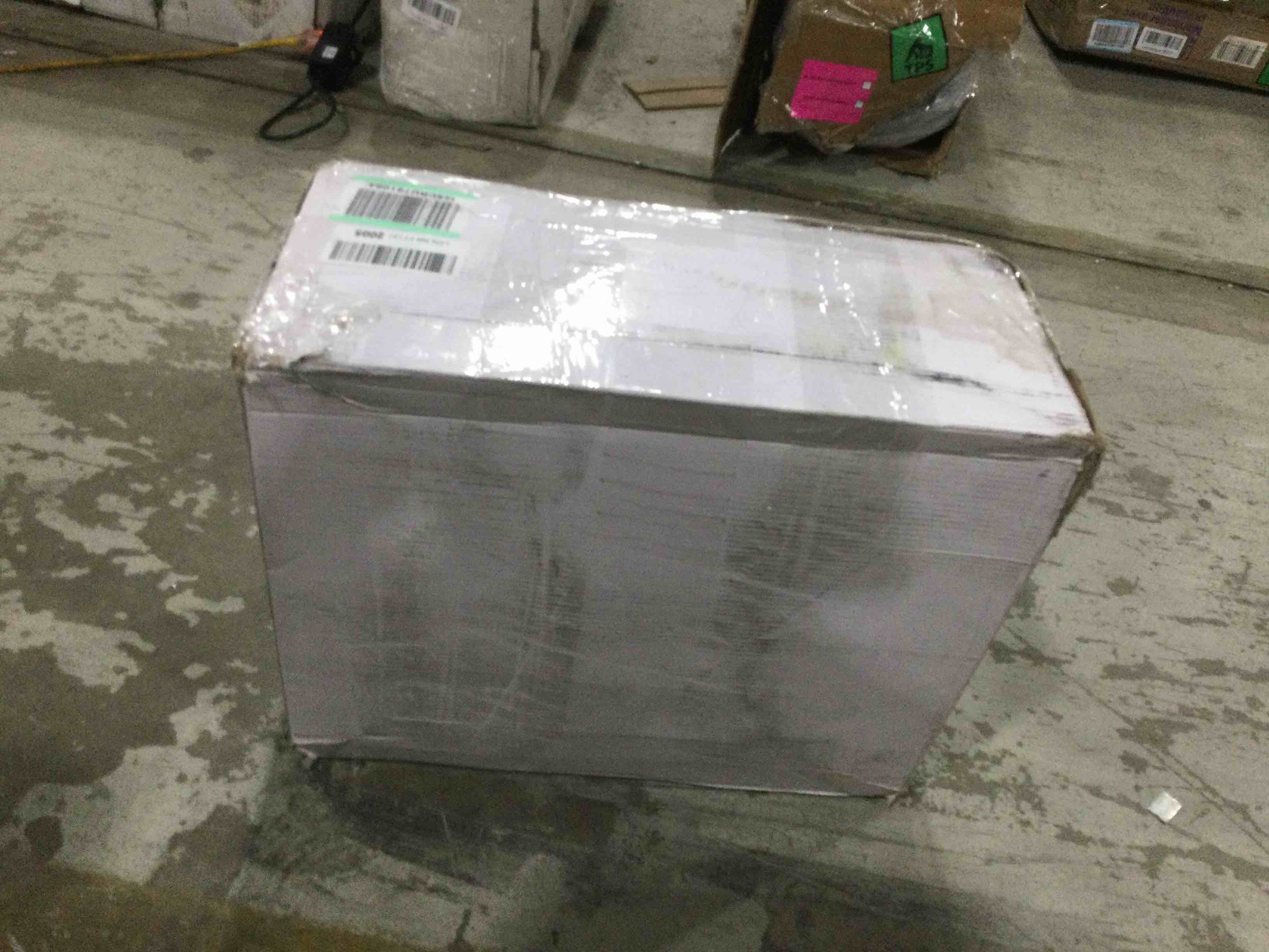 https://s3.amazonaws.com/lotting-images-prod/bidfta/ORG4970524_1692628421146.jpeg