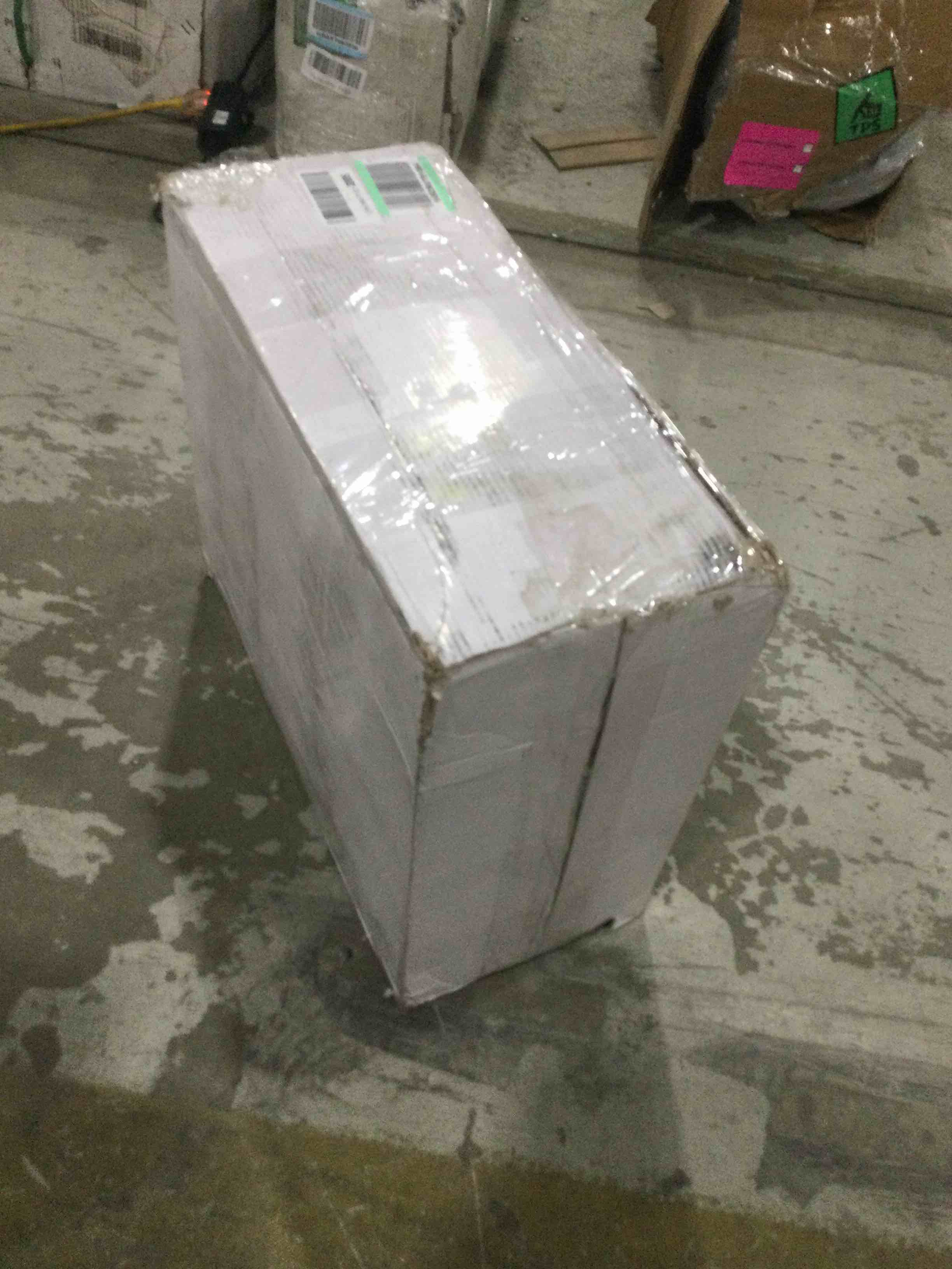 https://s3.amazonaws.com/lotting-images-prod/bidfta/ORG4970524_1692628426408.jpeg