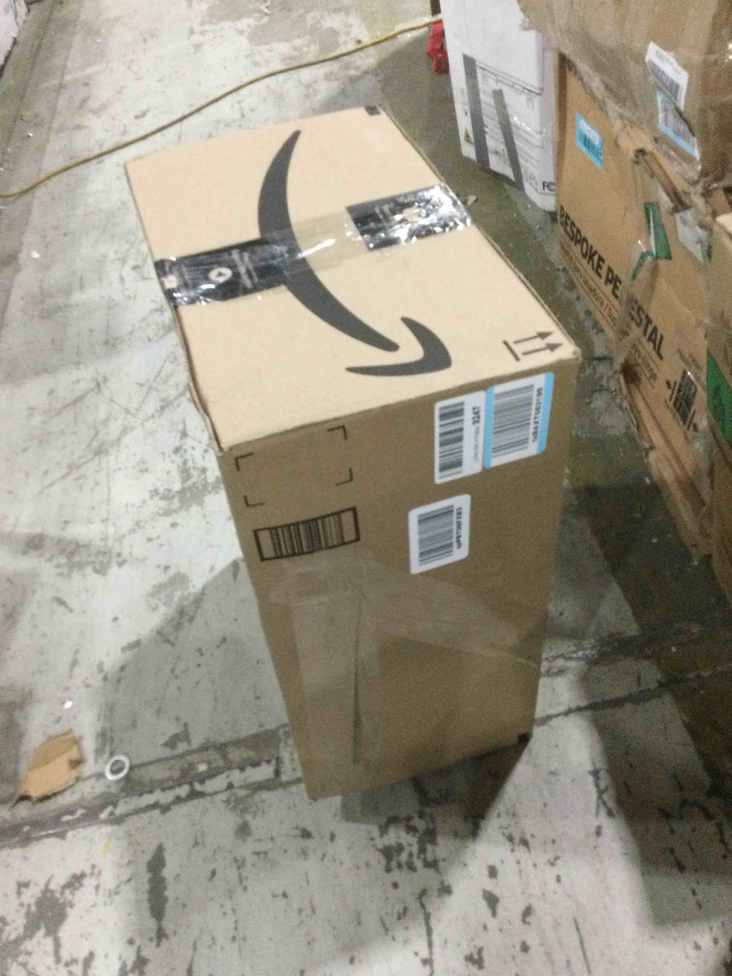 https://s3.amazonaws.com/lotting-images-prod/bidfta/ORG4970565_1692642760158.jpeg