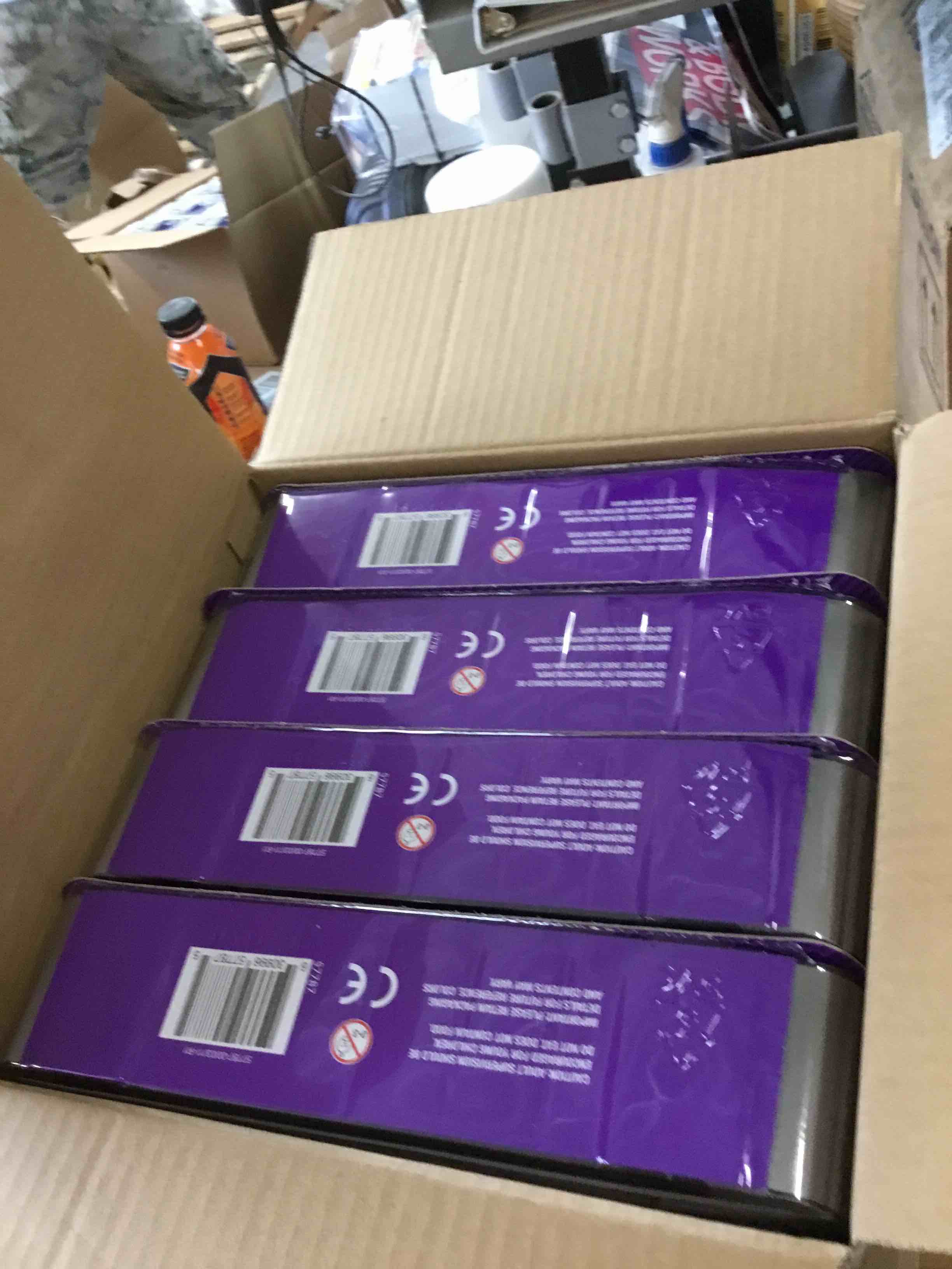 https://s3.amazonaws.com/lotting-images-prod/bidfta/ORG4983070_1687539108284.jpeg