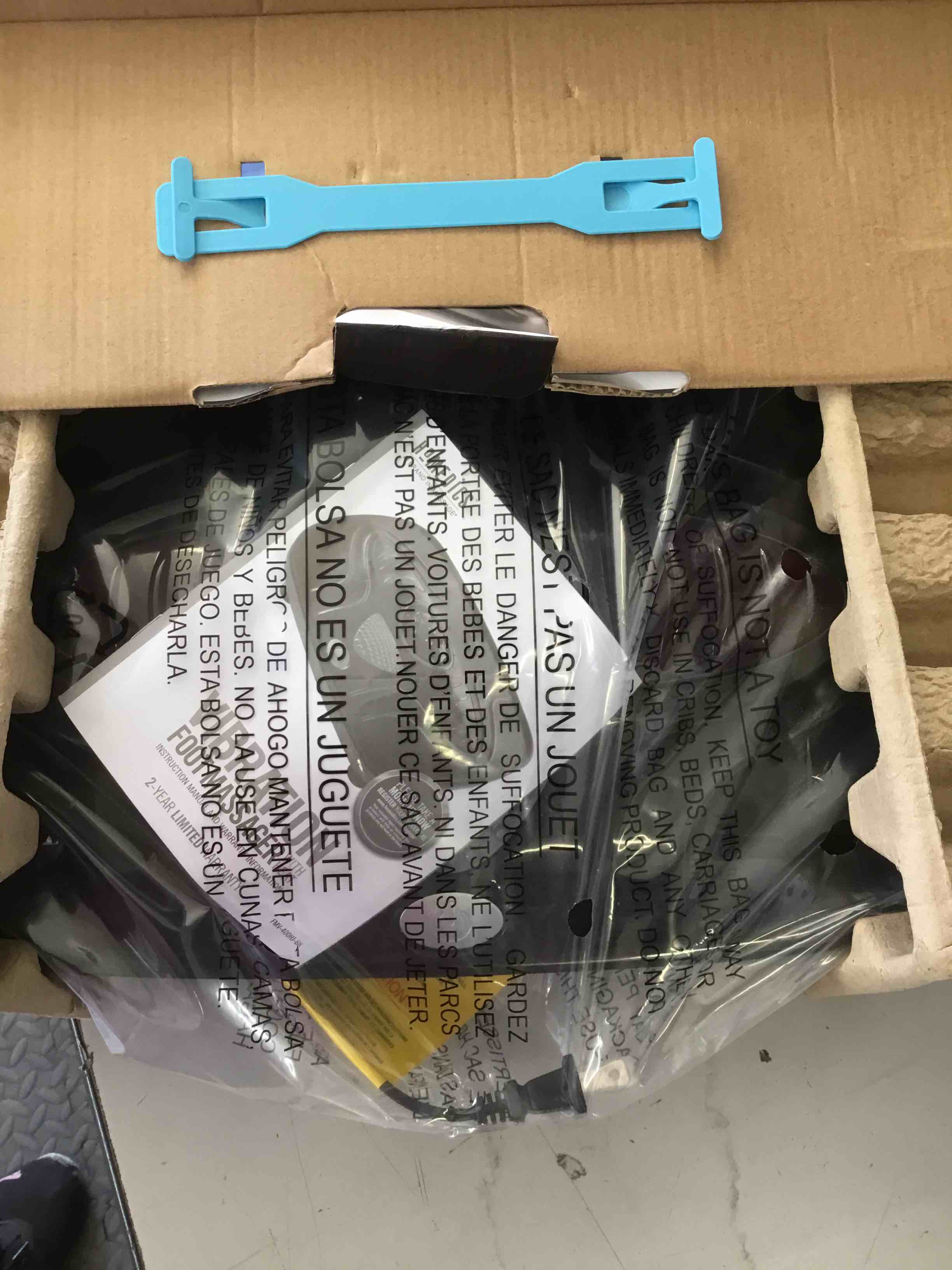 https://s3.amazonaws.com/lotting-images-prod/bidfta/ORG4984449_1685558713831.jpeg