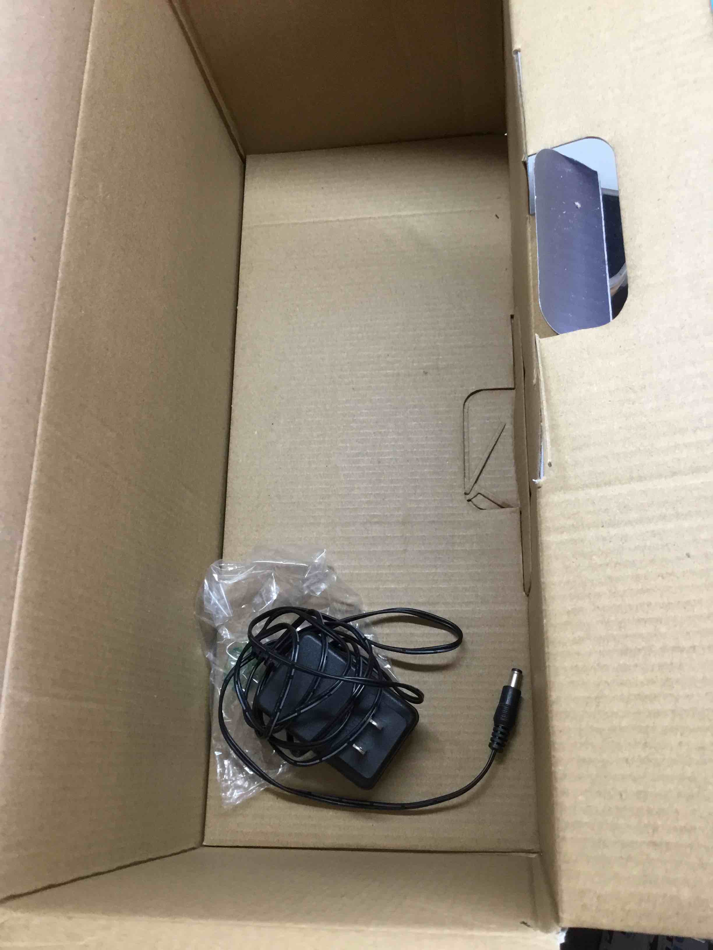 https://s3.amazonaws.com/lotting-images-prod/bidfta/ORG4985036_1686317855935.jpeg