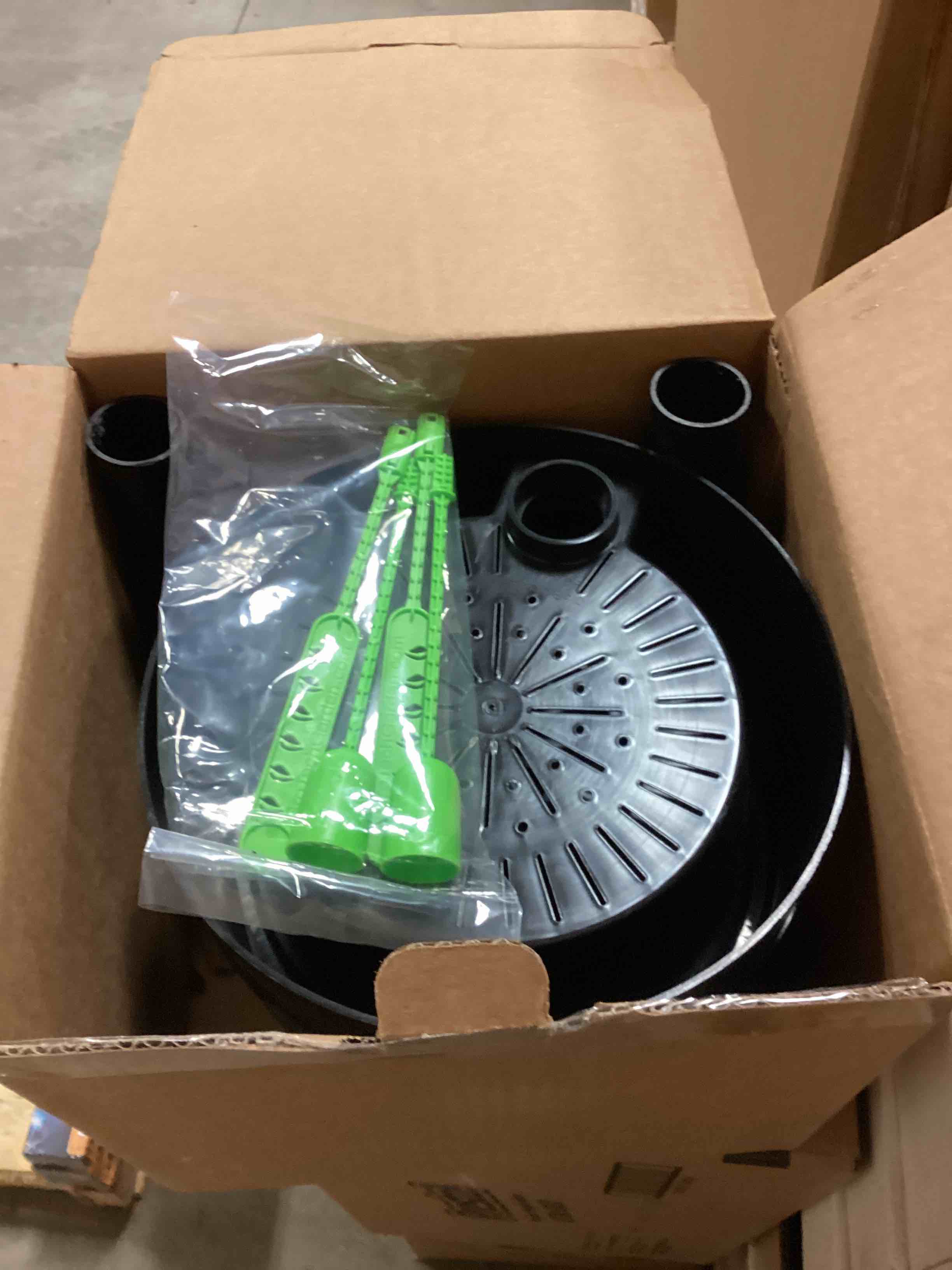 https://s3.amazonaws.com/lotting-images-prod/bidfta/ORG4990944_1689772509819.jpeg