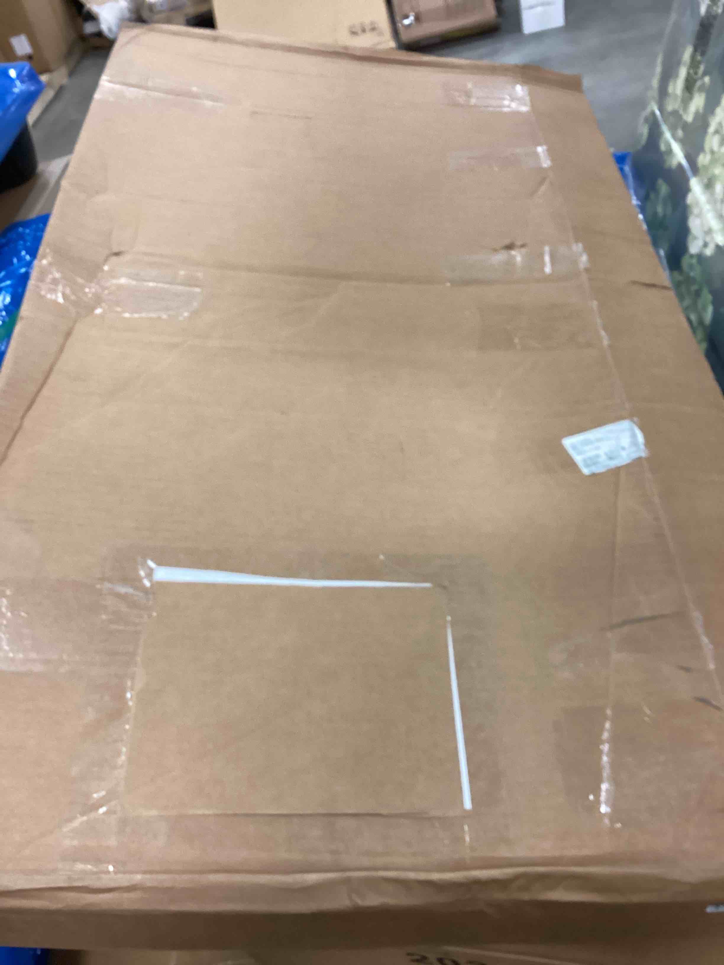 https://s3.amazonaws.com/lotting-images-prod/bidfta/ORG4993182_1690382216763.jpeg