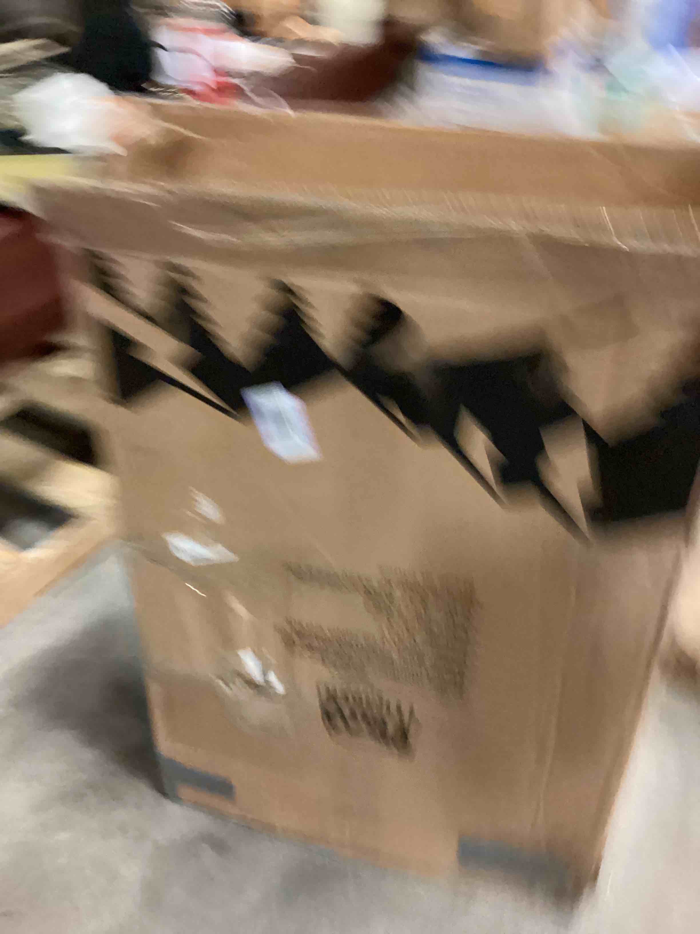 https://s3.amazonaws.com/lotting-images-prod/bidfta/ORG4998241_1689603832753.jpeg