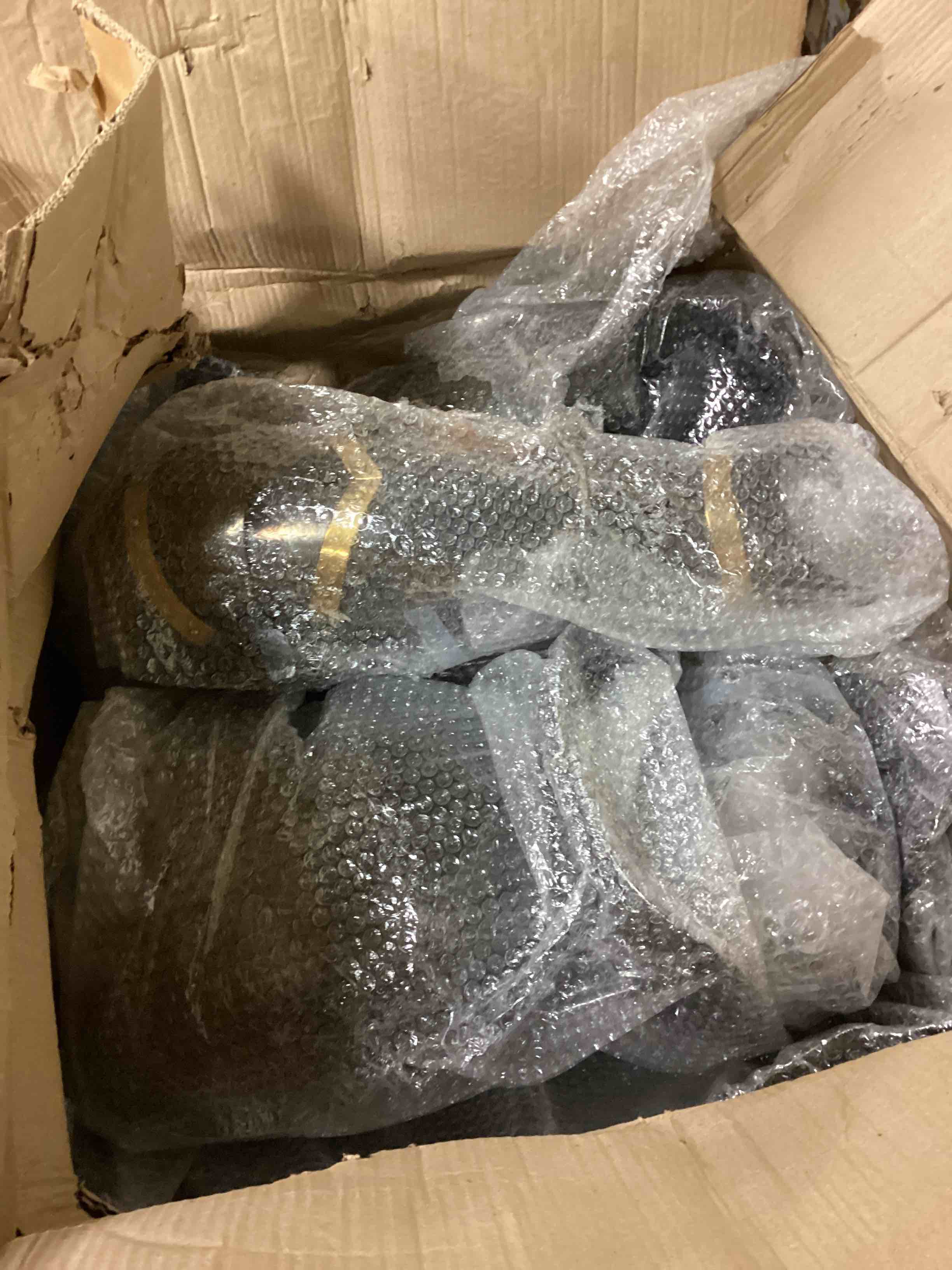https://s3.amazonaws.com/lotting-images-prod/bidfta/ORG4998248_1689608809976.jpeg