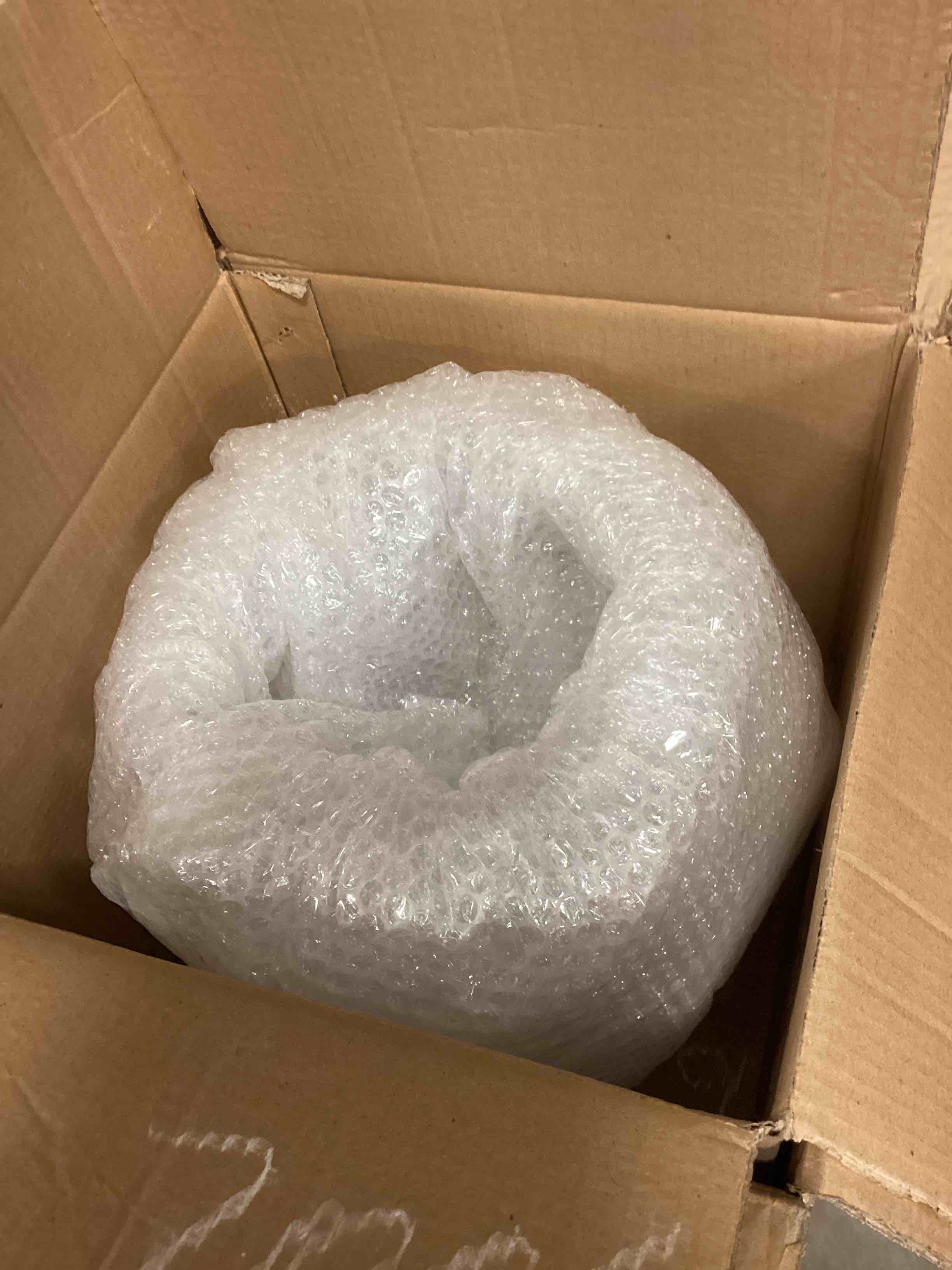 https://s3.amazonaws.com/lotting-images-prod/bidfta/ORG4998264_1689598043371.jpeg