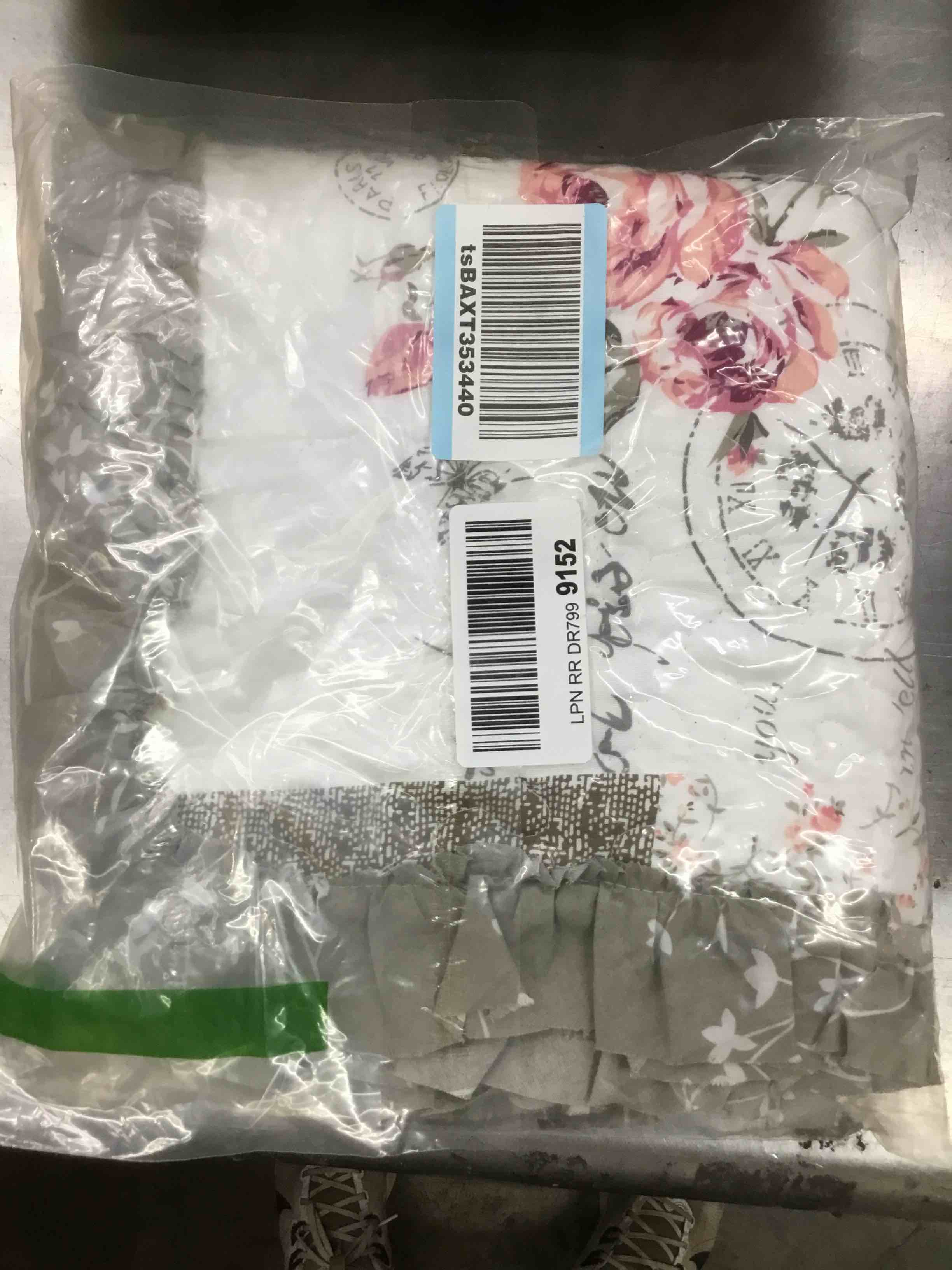 https://s3.amazonaws.com/lotting-images-prod/bidfta/ORG5000025_1696523822687.jpeg