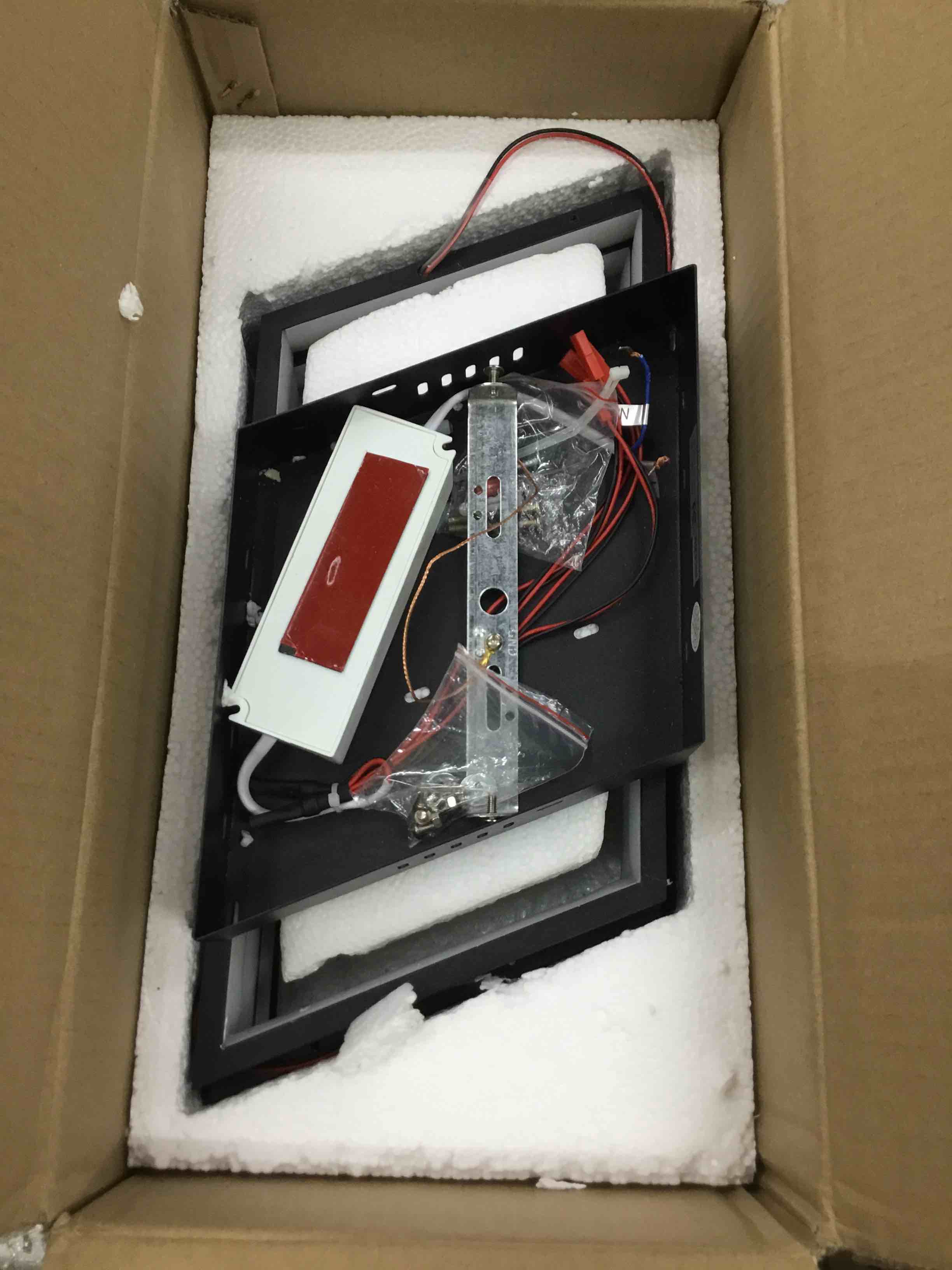 https://s3.amazonaws.com/lotting-images-prod/bidfta/ORG5000064_1696537912118.jpeg