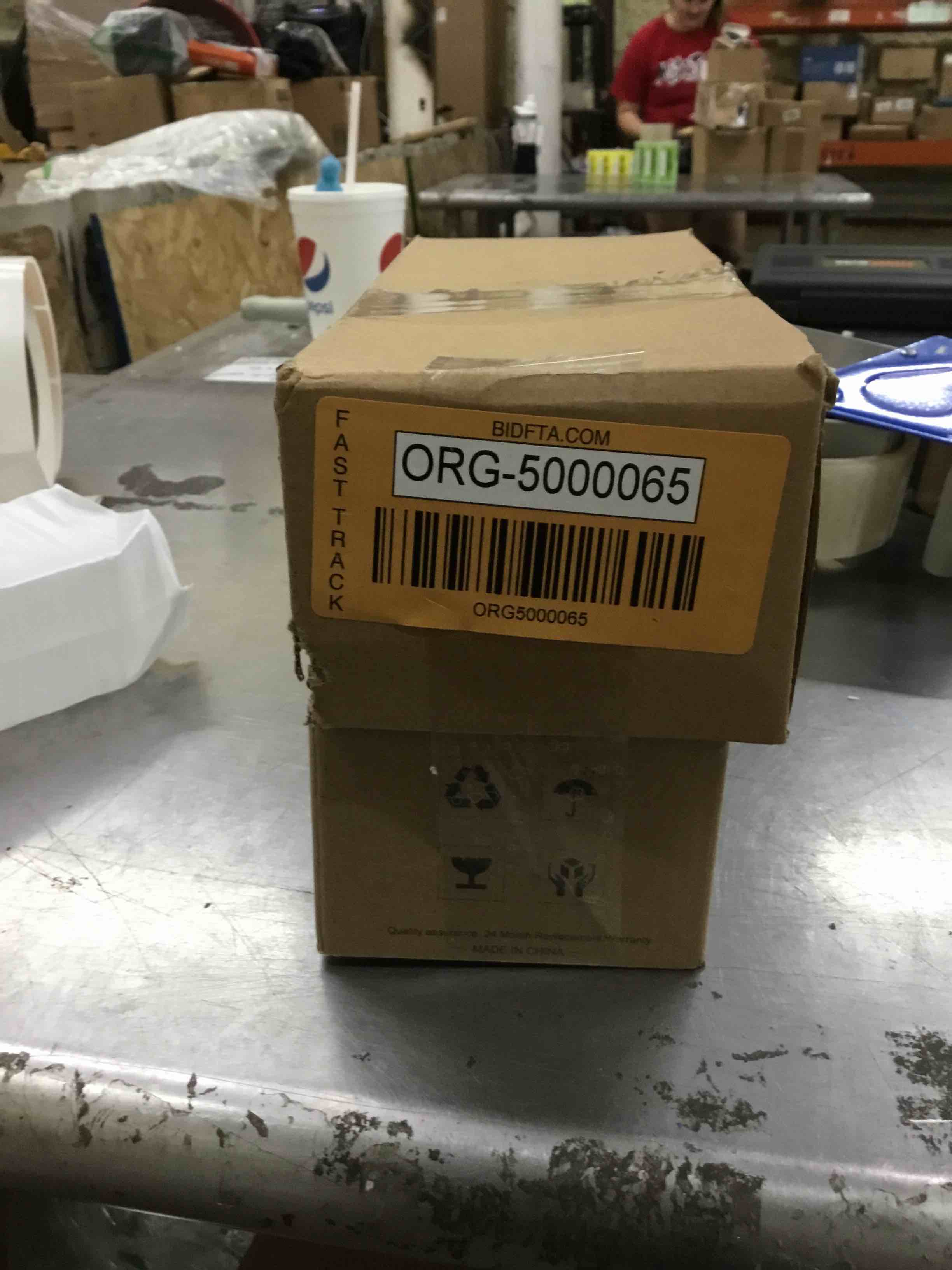 https://s3.amazonaws.com/lotting-images-prod/bidfta/ORG5000065_1696538370825.jpeg